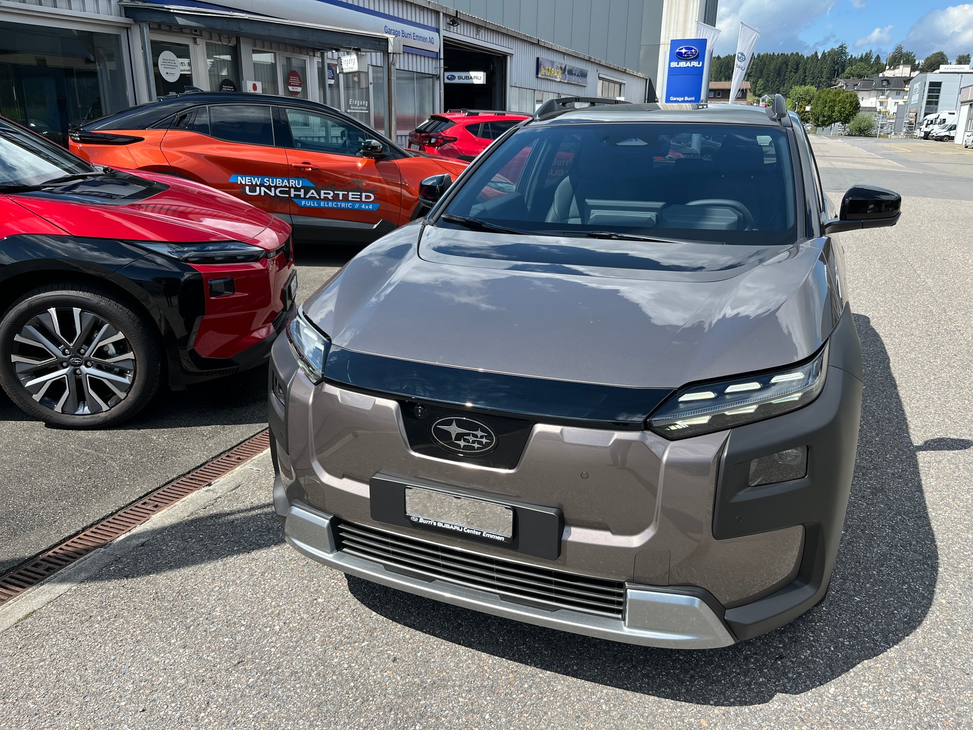 SUBARU E-Outback eV Luxury-showroom-element-3