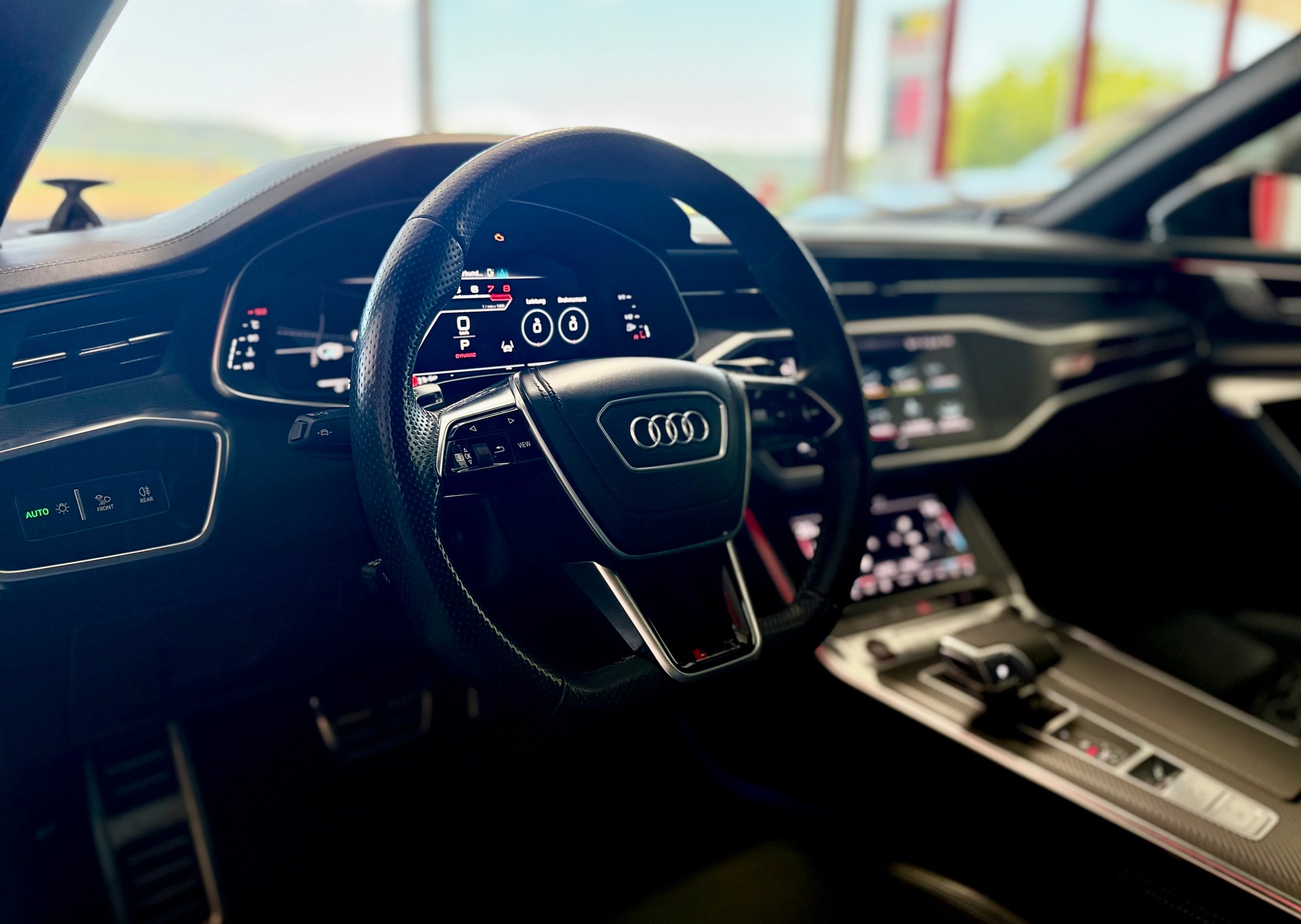AUDI RS6 Avant 4.0 TFSI V8 Carbon Paket-image-21