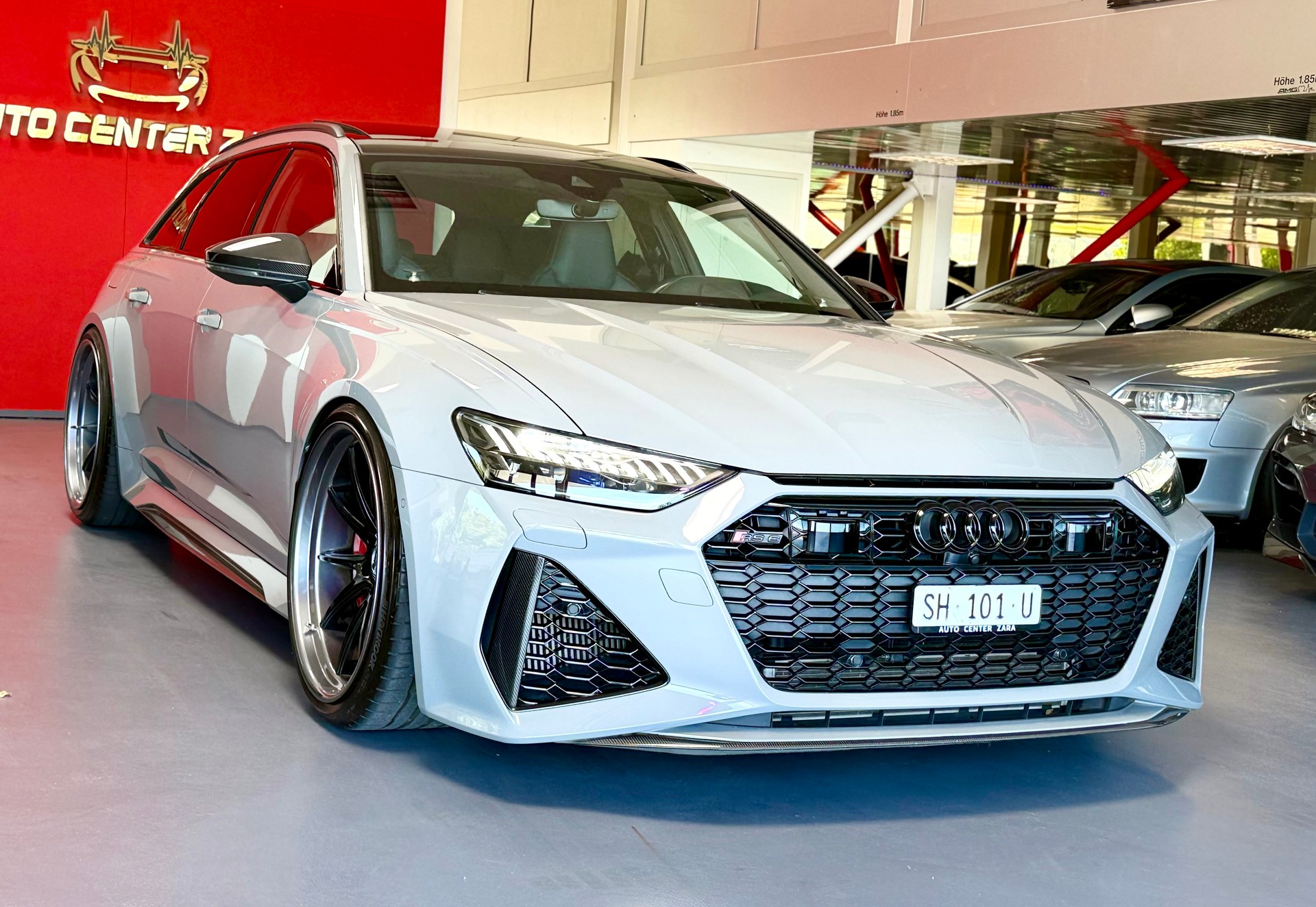 AUDI RS6 Avant 4.0 TFSI V8 Carbon Paket-showroom-element-2