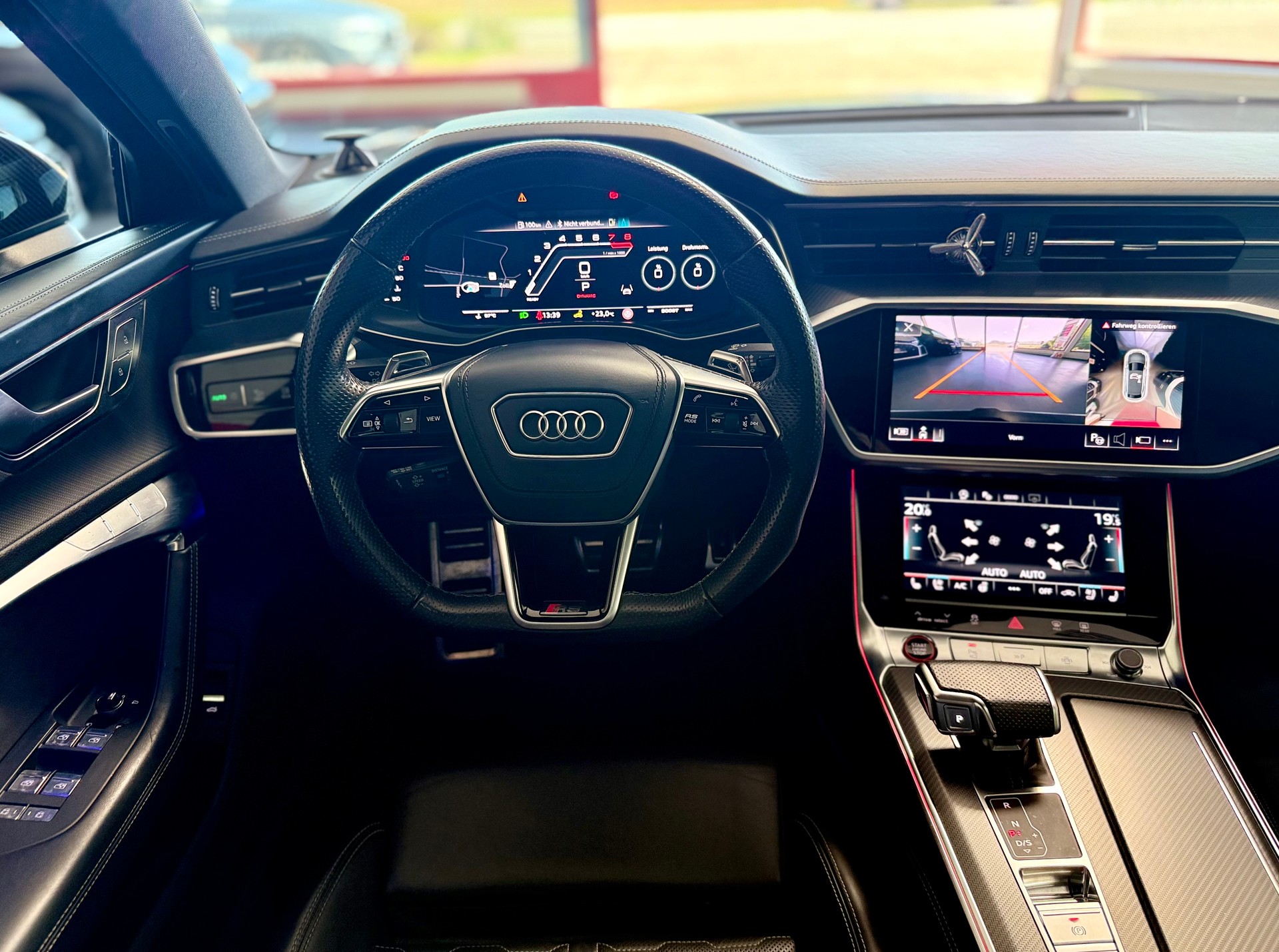 AUDI RS6 Avant 4.0 TFSI V8 Carbon Paket-image-26