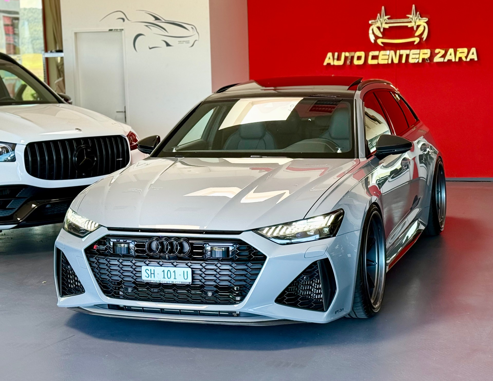 AUDI RS6 Avant 4.0 TFSI V8 Carbon Paket-image-5