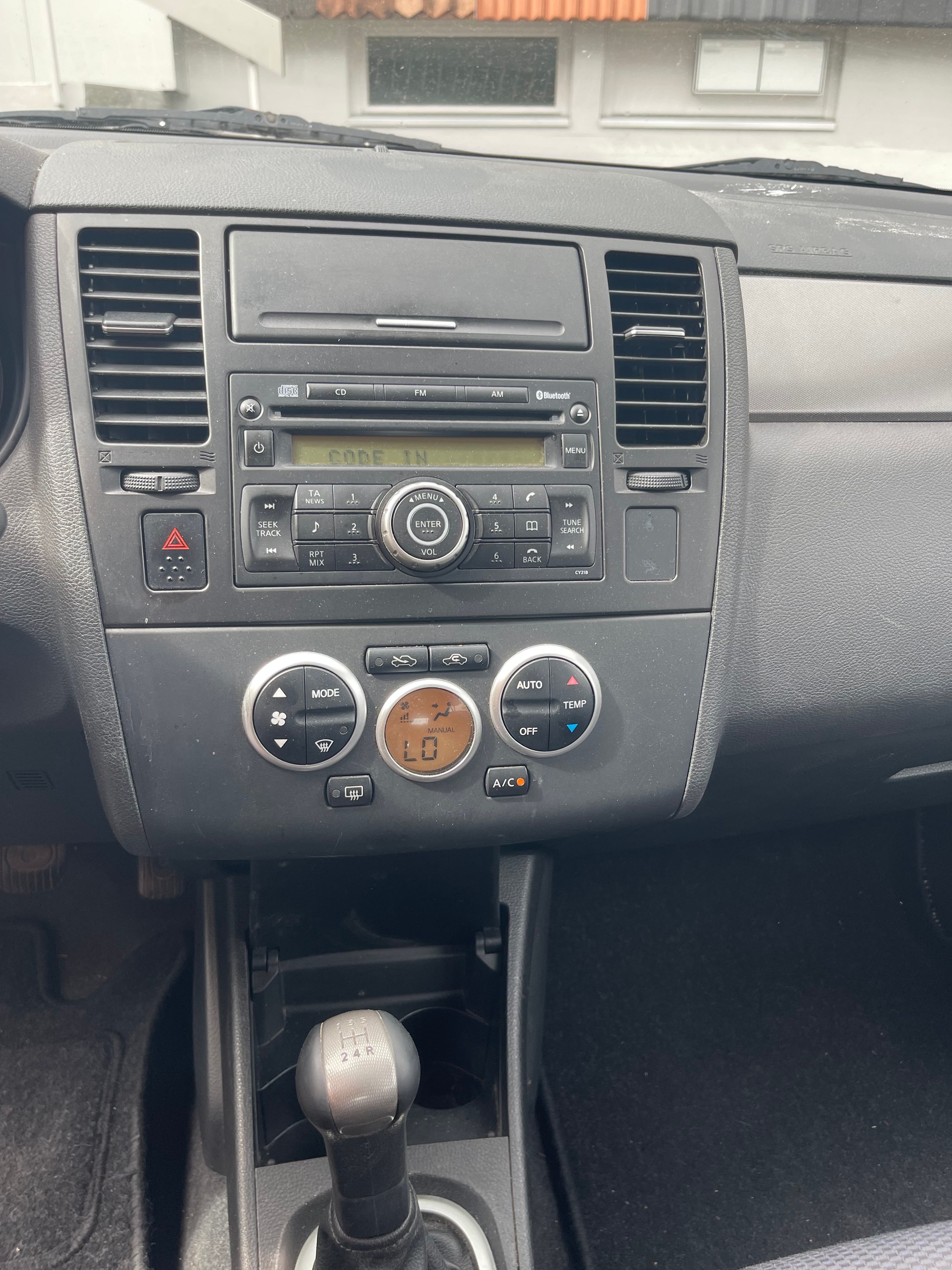 NISSAN Tiida 1.6 acenta-image-4