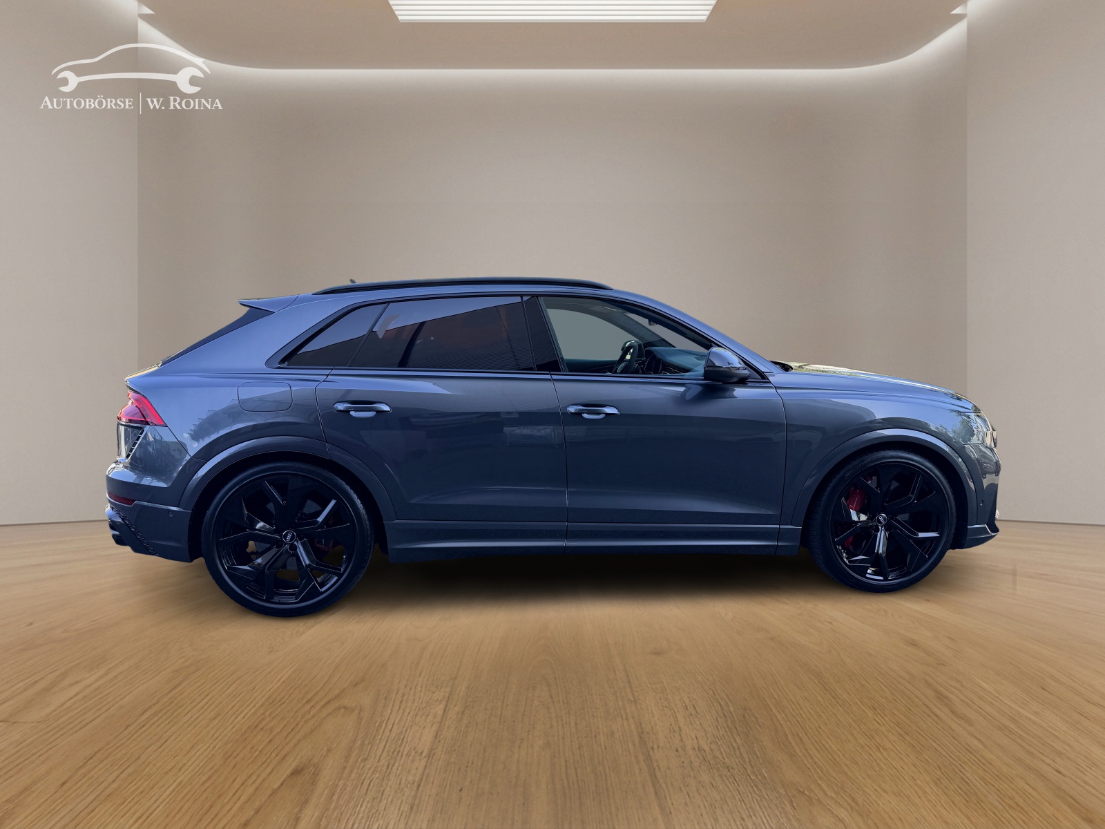 AUDI RSQ8 quattro tiptronic-showroom-element-1