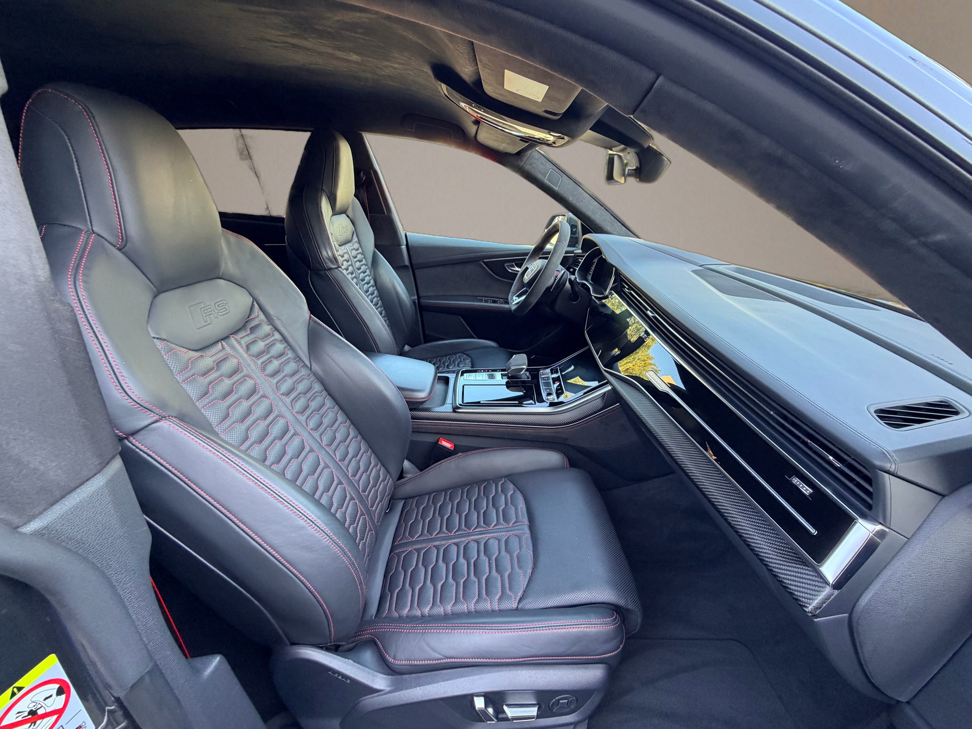 AUDI RSQ8 quattro tiptronic-image-10