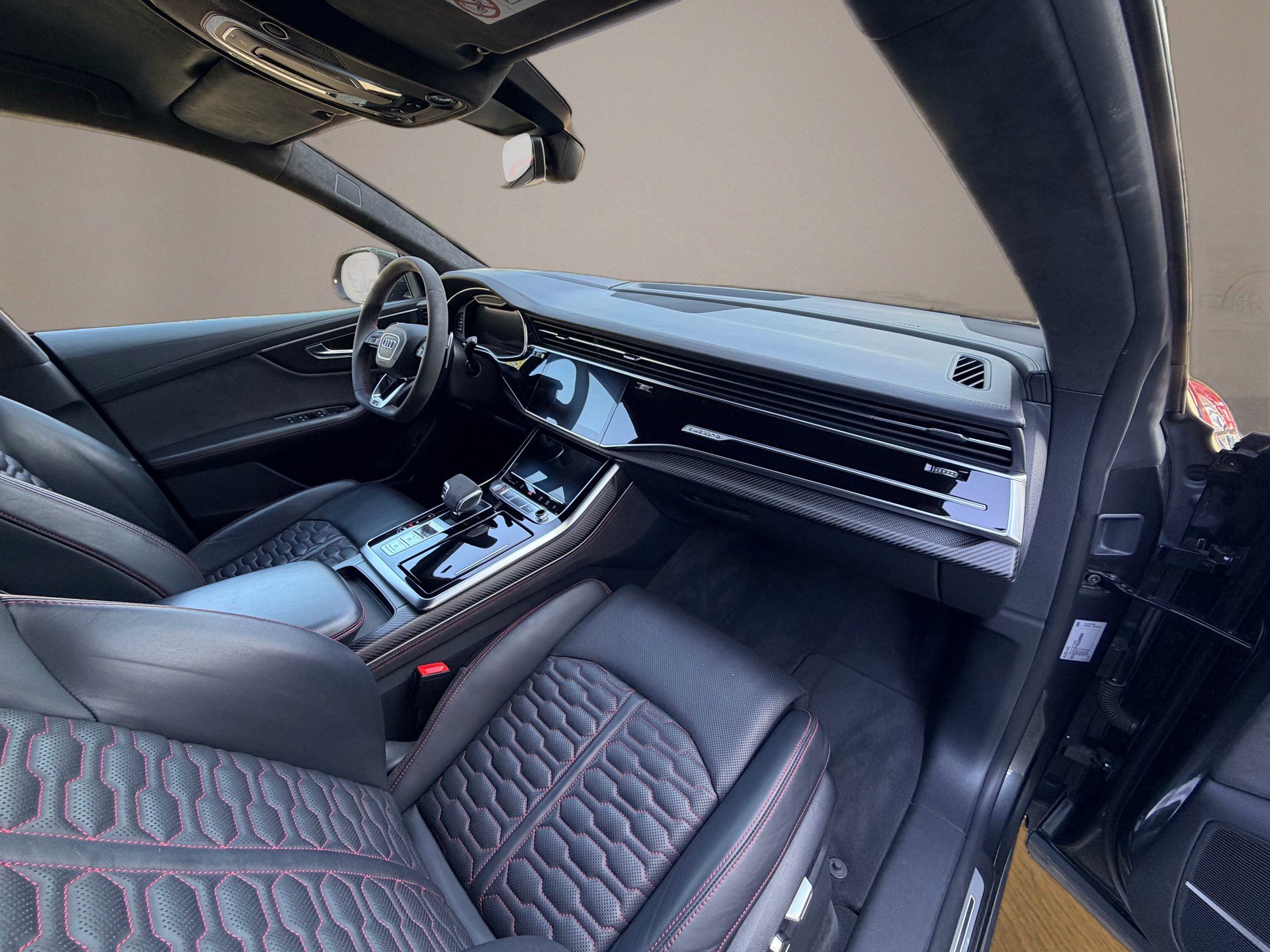 AUDI RSQ8 quattro tiptronic-image-11