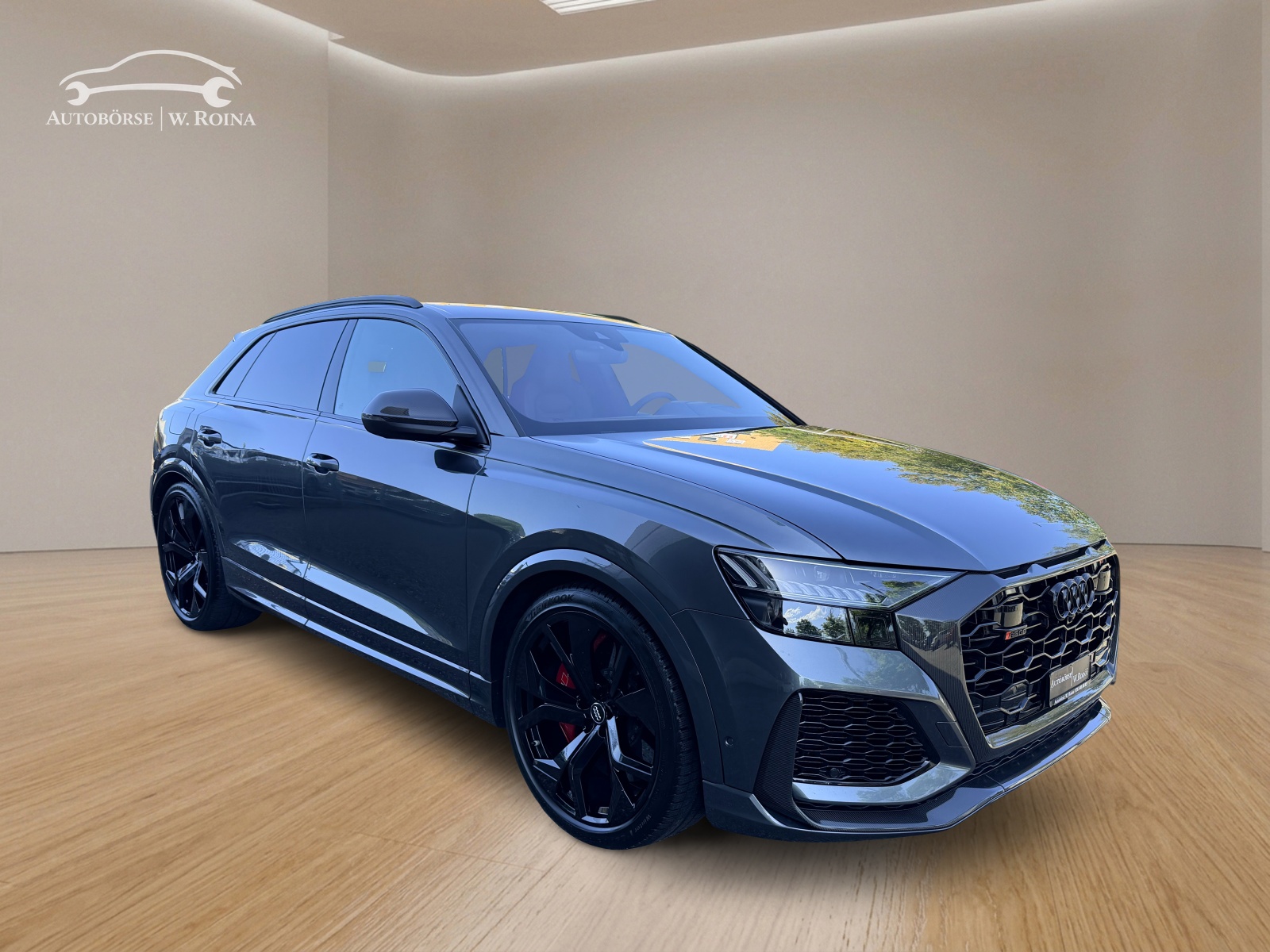 AUDI RSQ8 quattro tiptronic