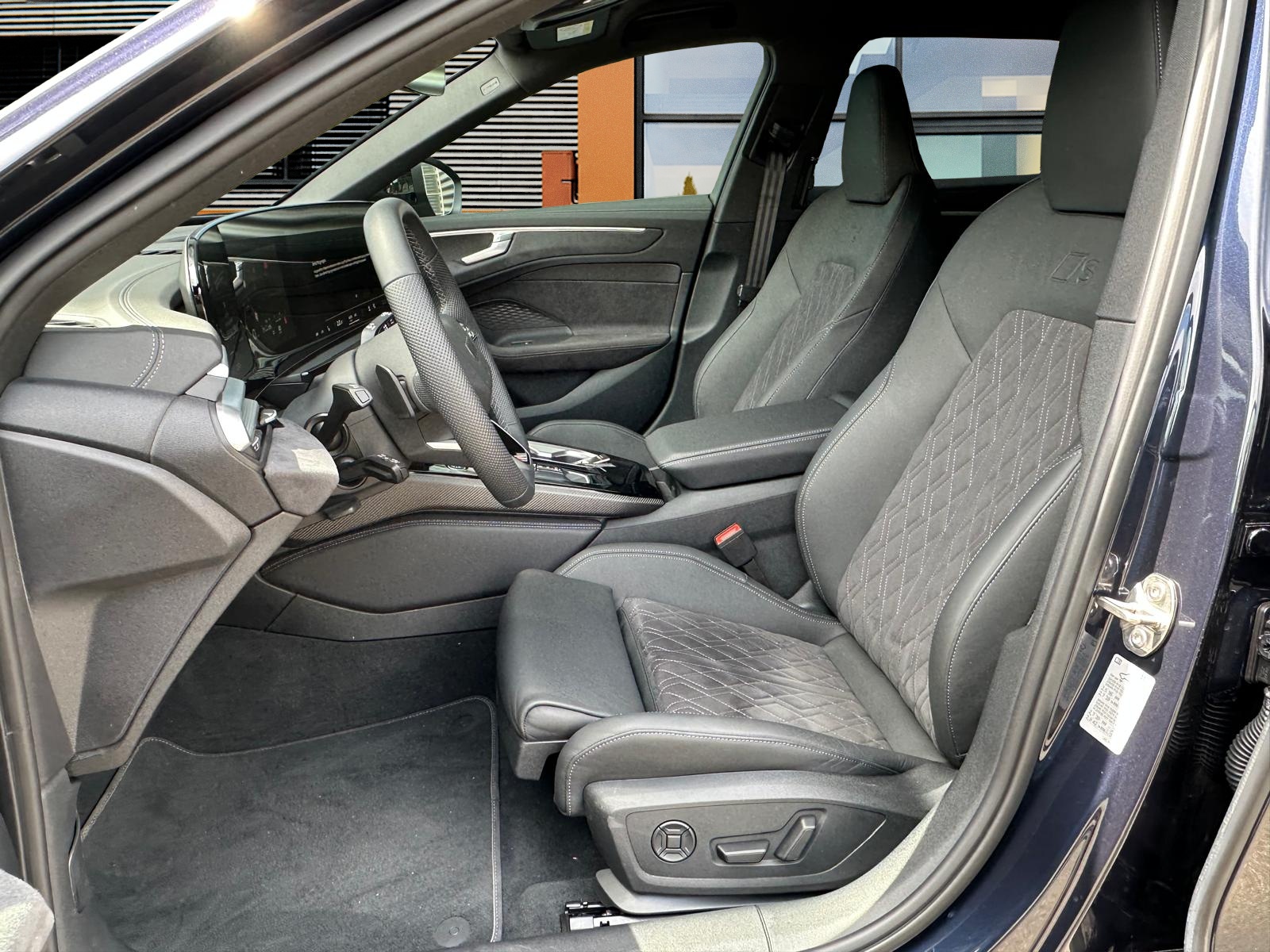 AUDI A6 Avant TDI Quattro S-LINE 150 KW S-Tronic-image-6