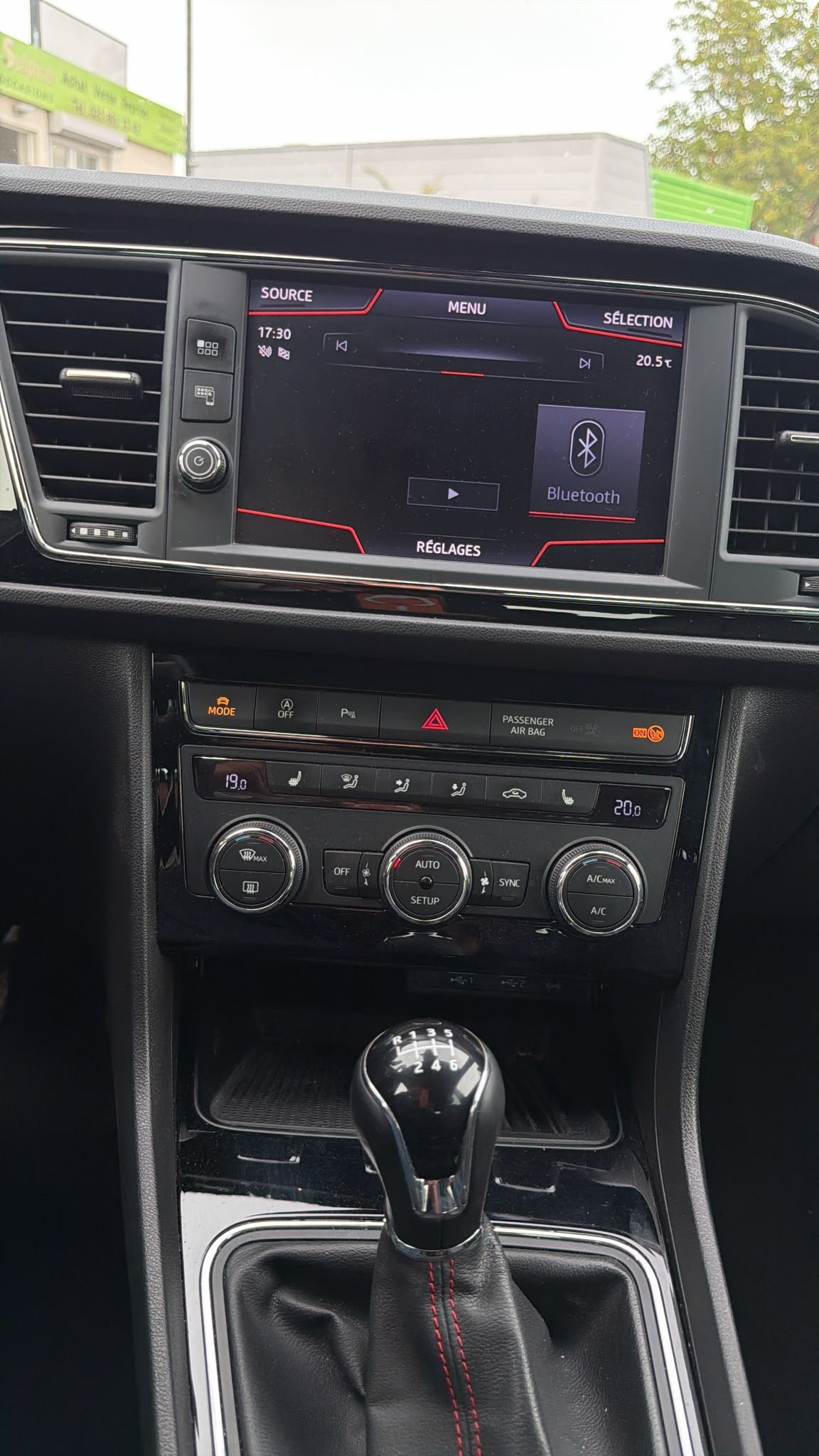 SEAT Leon ST 1.4 TSI ACT FR - Nouvelle Expertise : 25.09.2026 - Crochet d’attelage amovible poids remorquable 1500 Kg-image-26