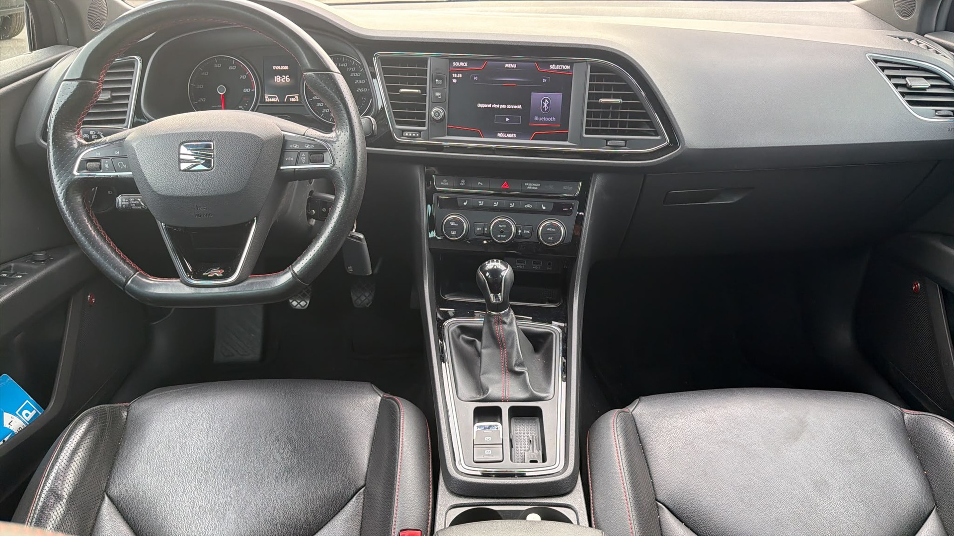 SEAT Leon ST 1.4 TSI ACT FR - Nouvelle Expertise : 25.09.2026 - Crochet d’attelage amovible poids remorquable 1500 Kg-image-17