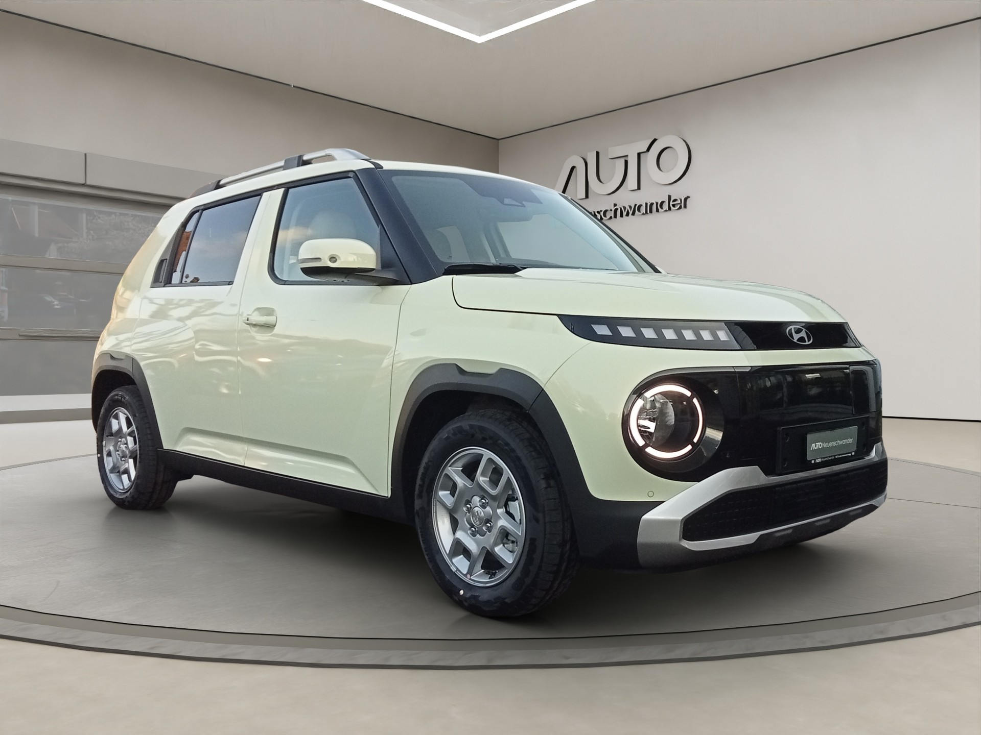 HYUNDAI Inster 49kWh Amplia-showroom-element-2