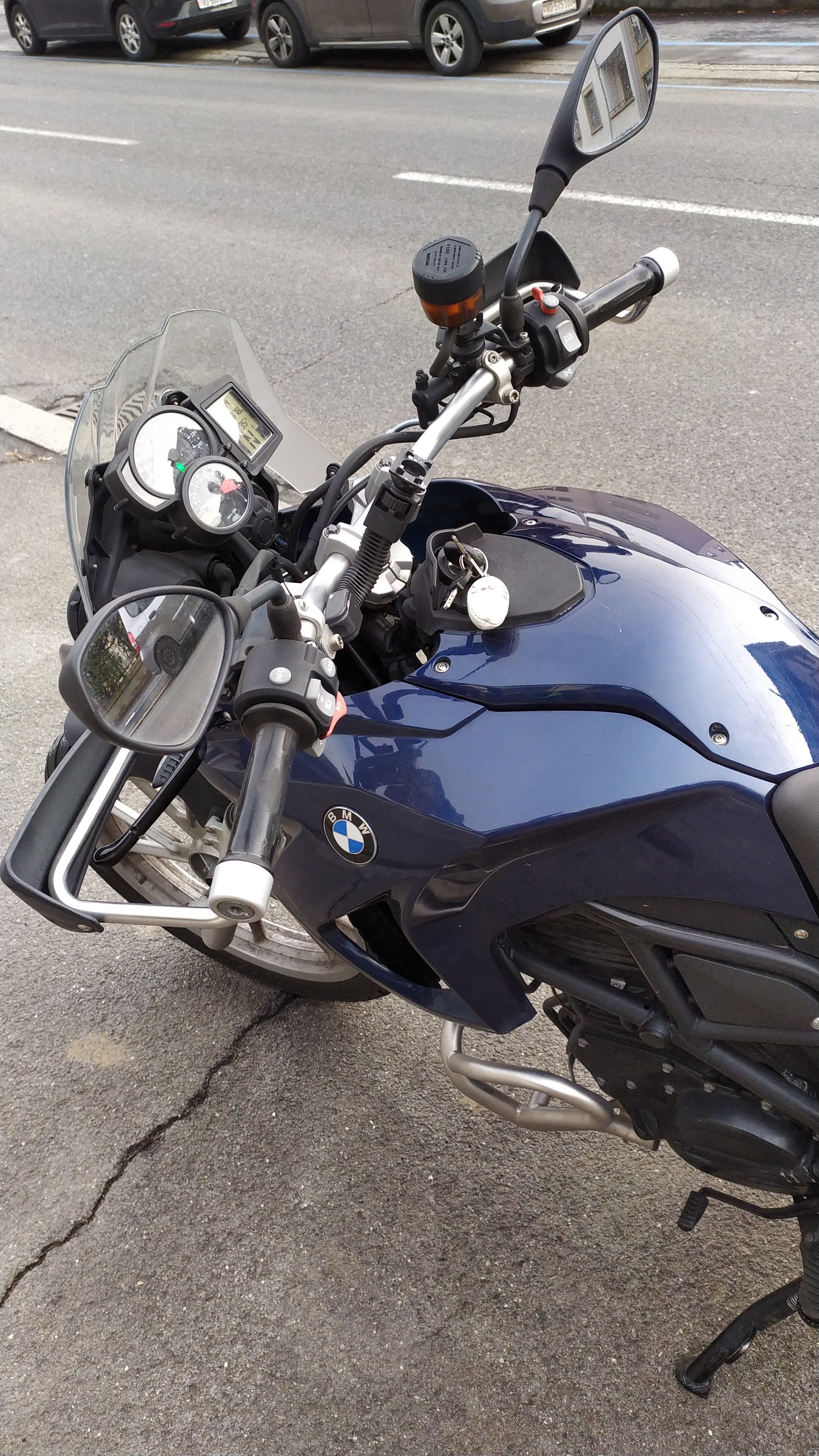 BMW F 650 GS ABS (safetyedition)-image-6