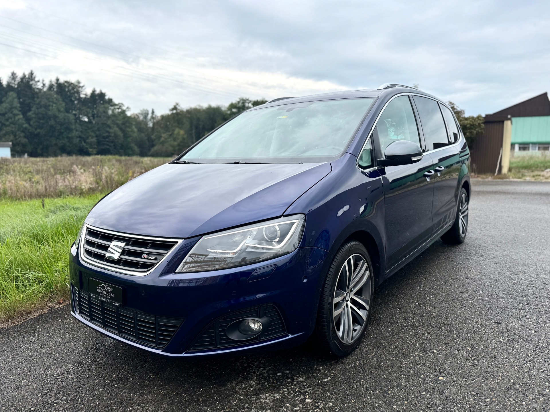 SEAT Alhambra 2.0 TDI FR Line DSG / ab MFK bei Verkauf-showroom-element-2