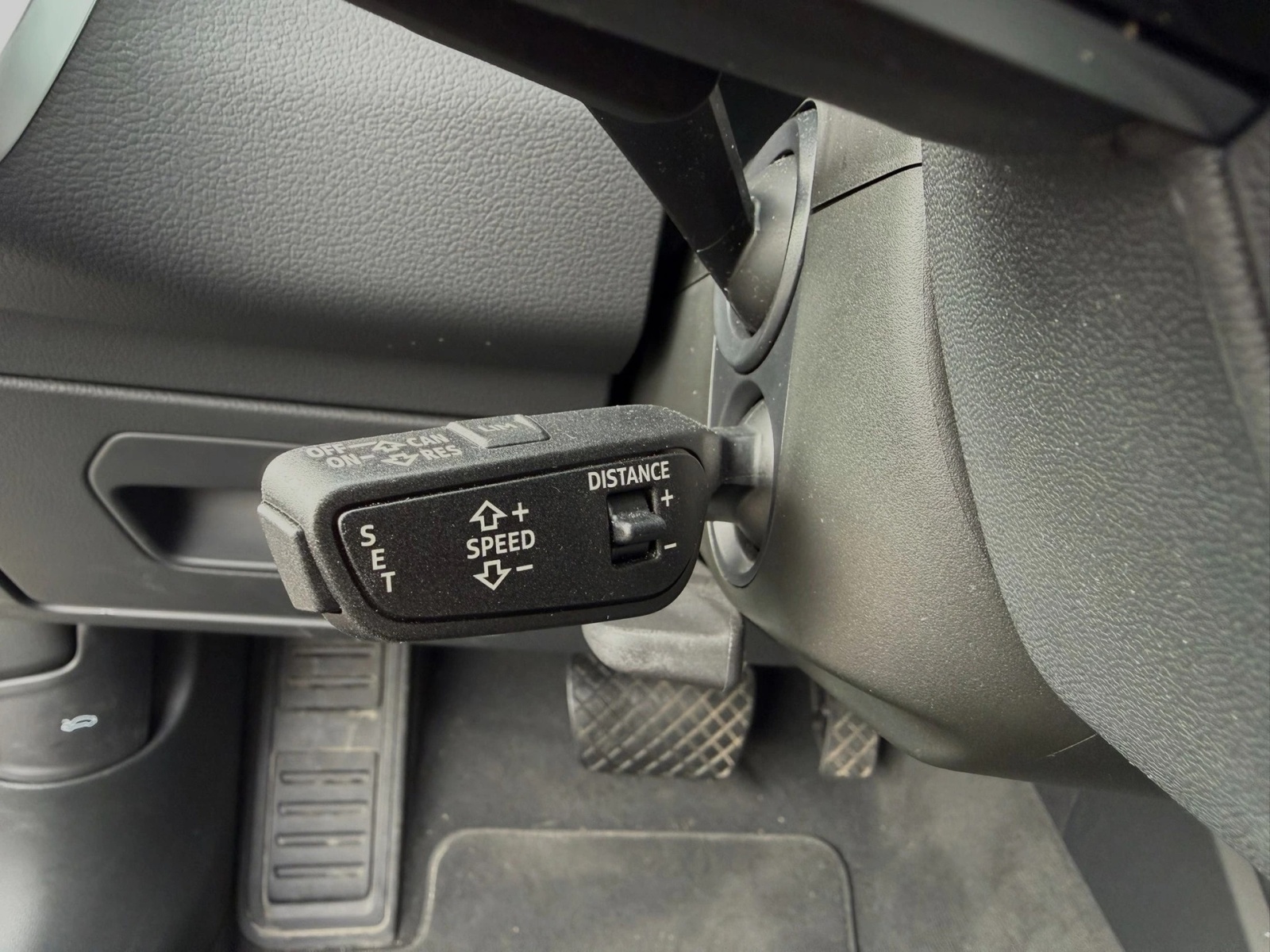 AUDI A6 Avant 3.0 50 TDI Sport Quattro T-Tronic-image-13