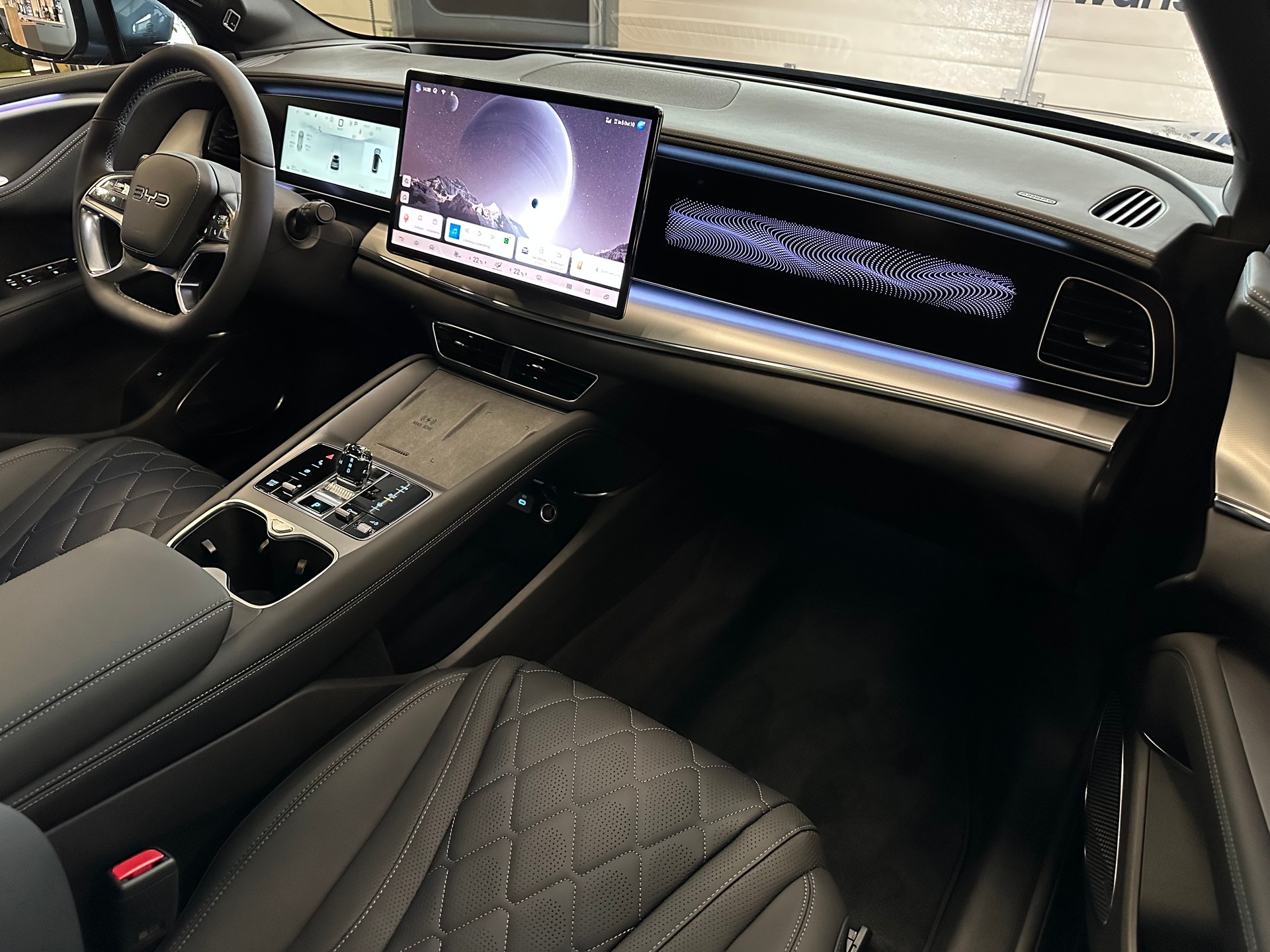 BYD Sealion 7 91,3 kWh Excellence AWD-image-17