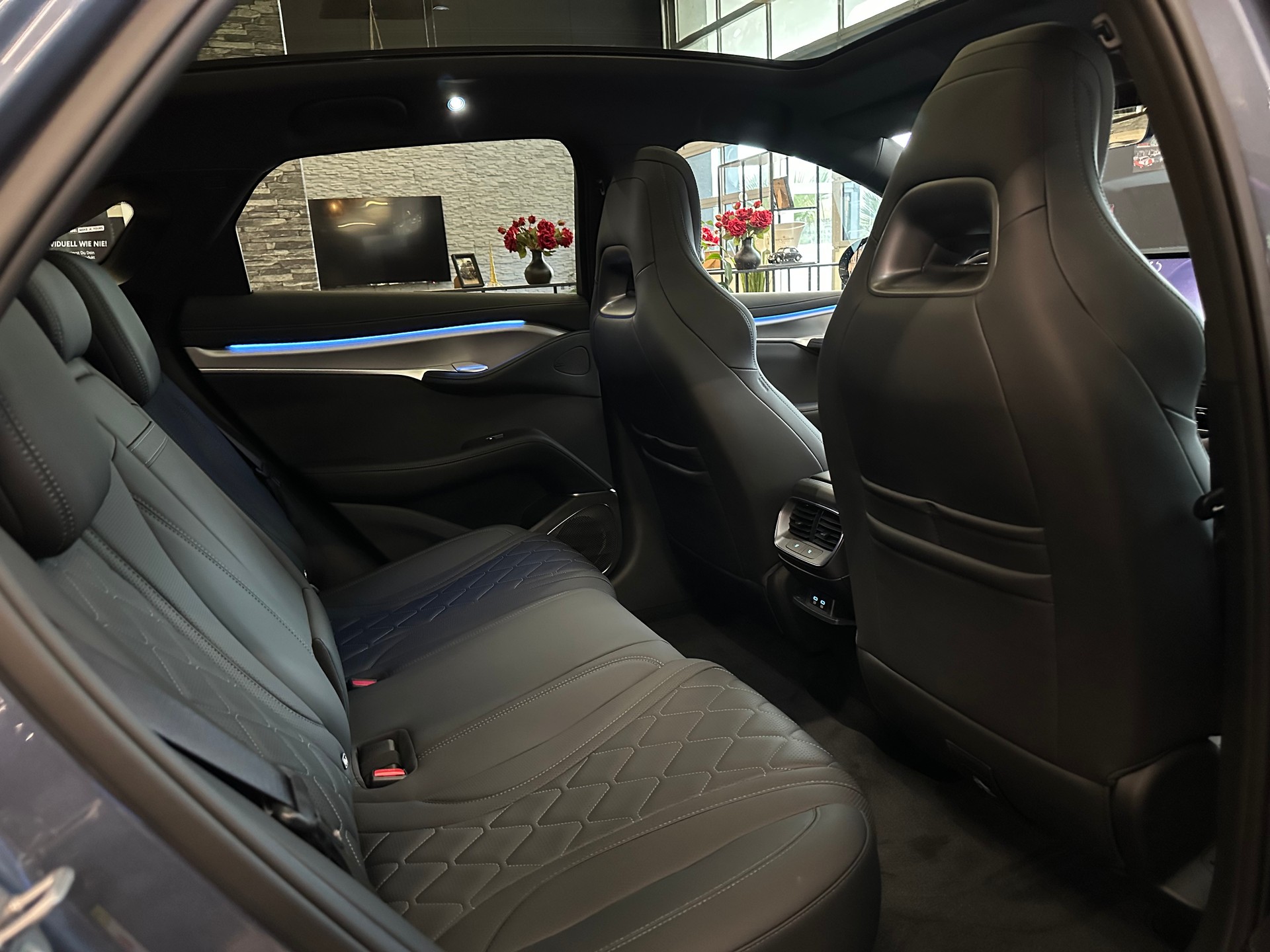 BYD Sealion 7 91,3 kWh Excellence AWD-image-12
