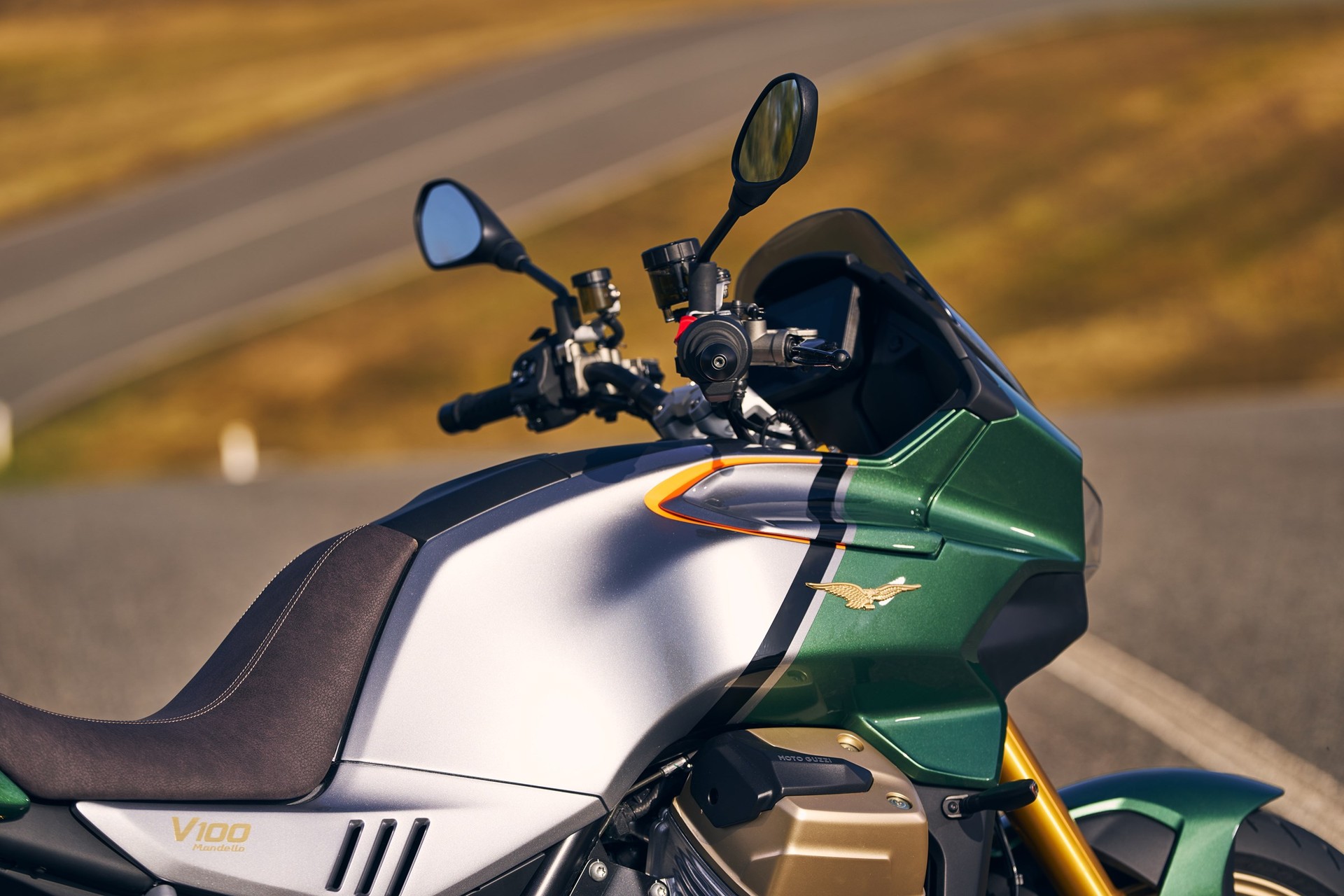 MOTO GUZZI V100 Mandello S-image-3