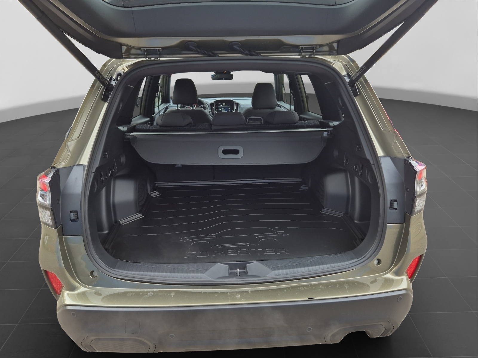 SUBARU Forester 2.0i e-Boxer Swiss Plus Lineartronic-image-13