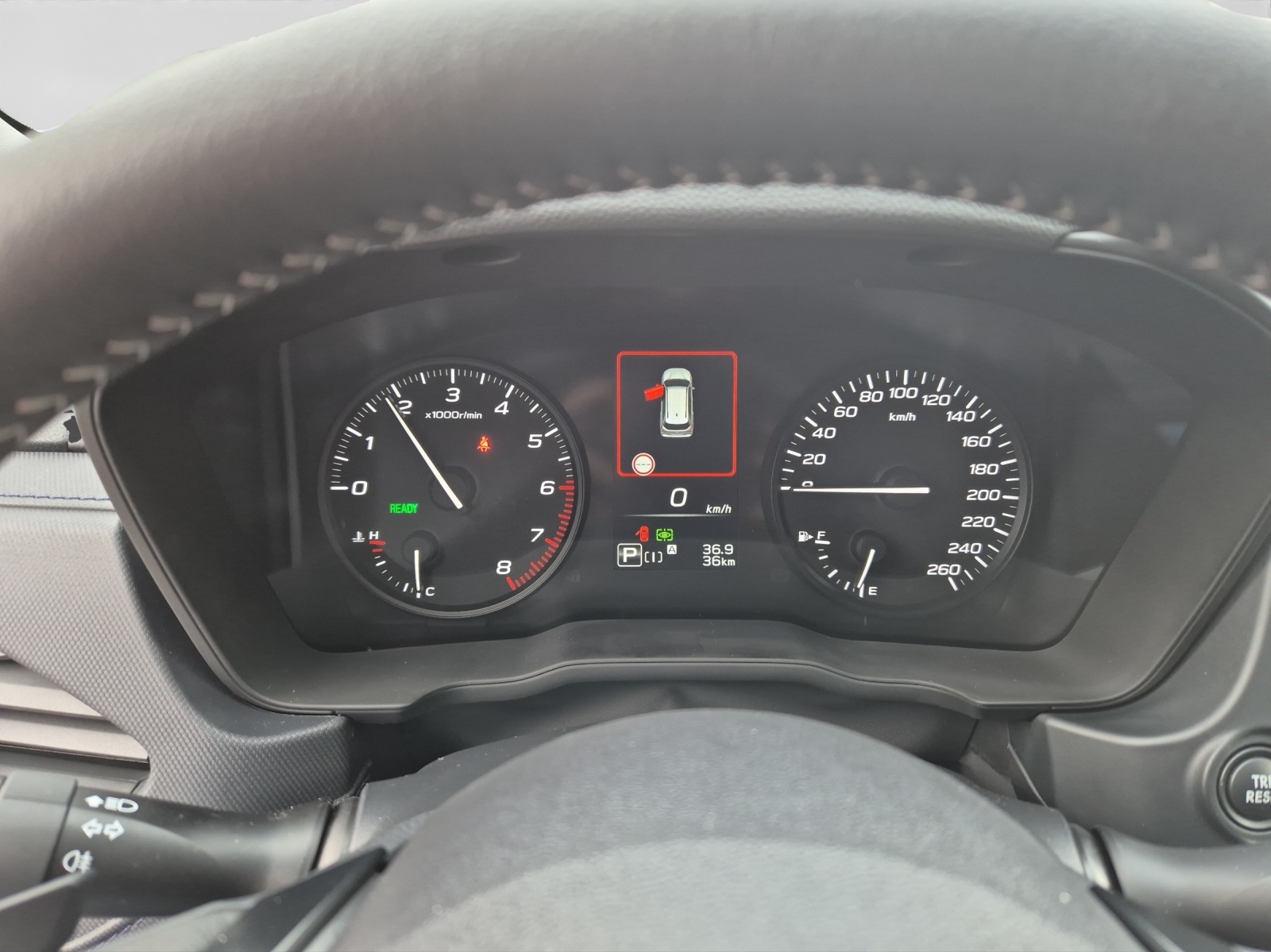 SUBARU Forester 2.0i e-Boxer Swiss Plus Lineartronic-image-11