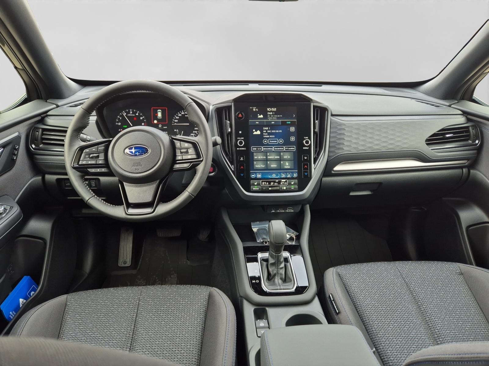SUBARU Forester 2.0i e-Boxer Swiss Plus Lineartronic-image-10