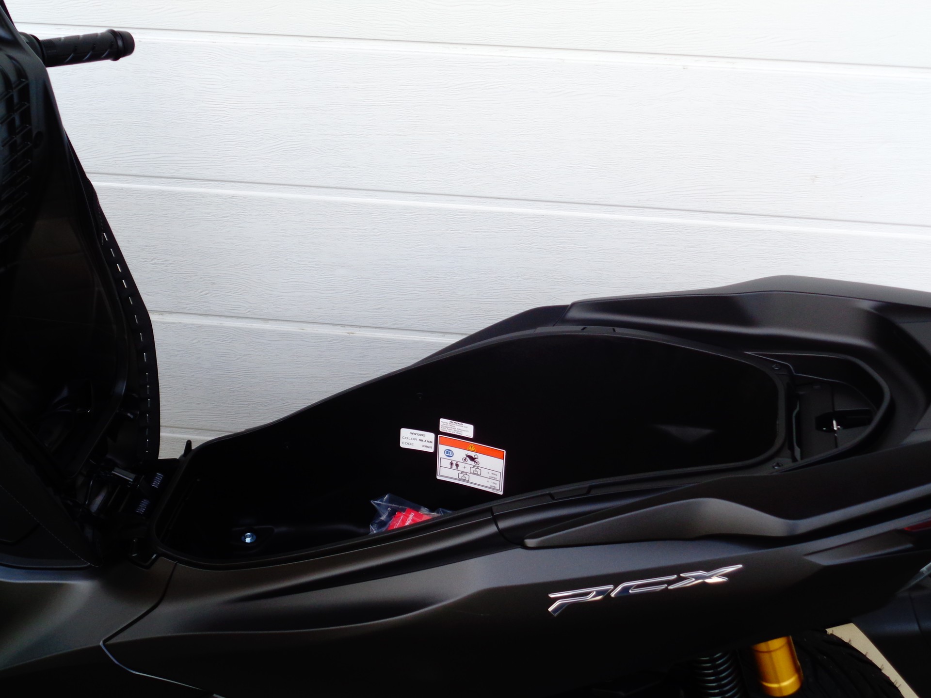 HONDA PCX 125 i ABS / DX Edition-image-14