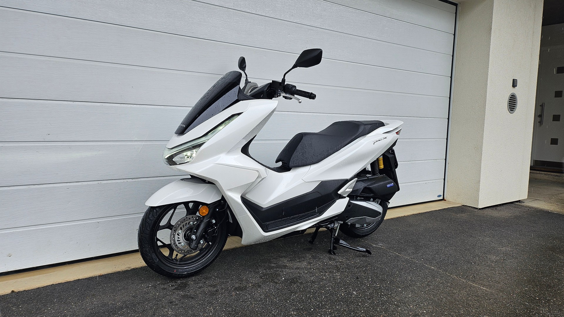 HONDA PCX 125 i ABS / DX Edition-image-9