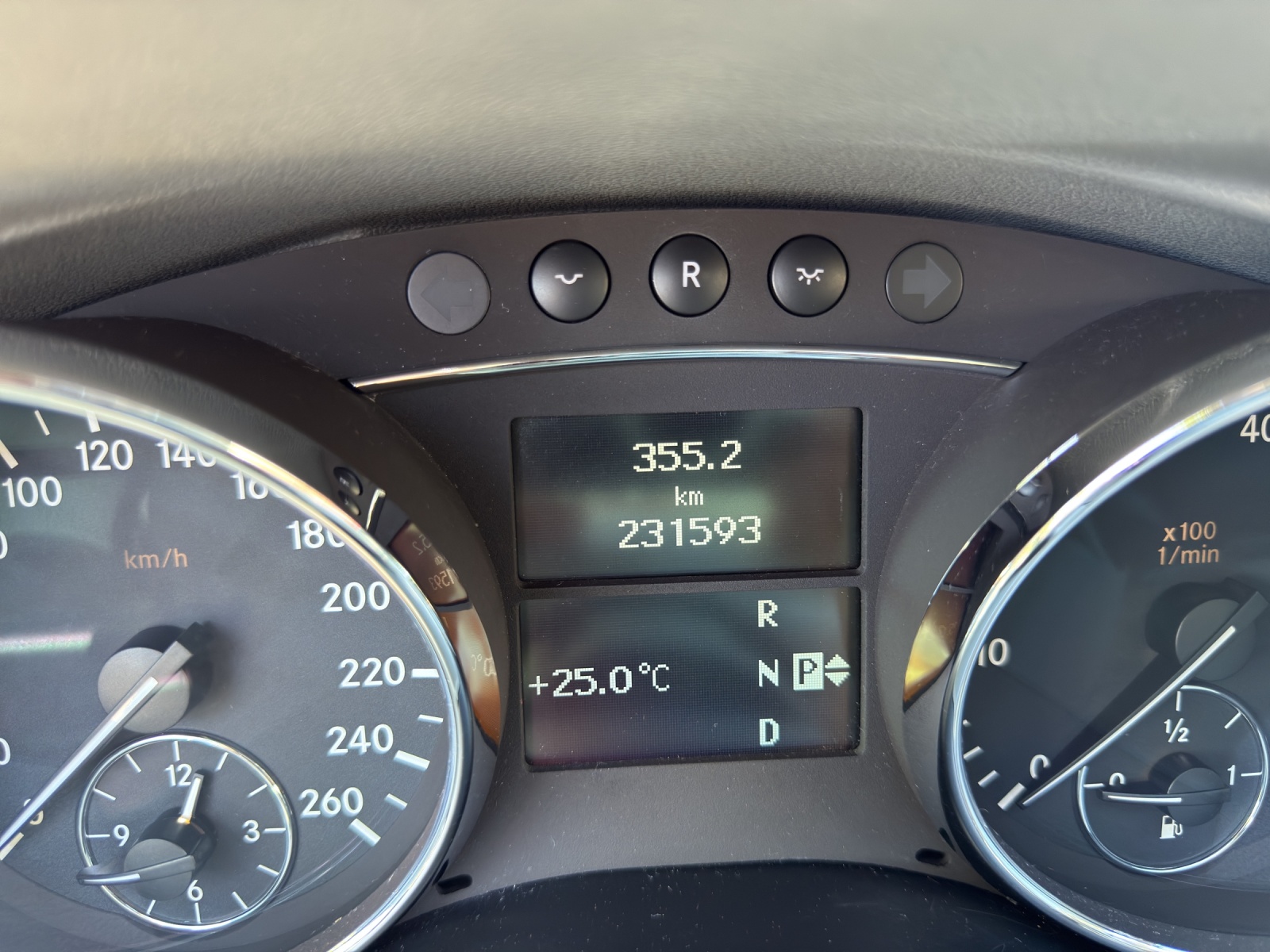 MERCEDES-BENZ R 350 4Matic 7G-Tronic-image-21