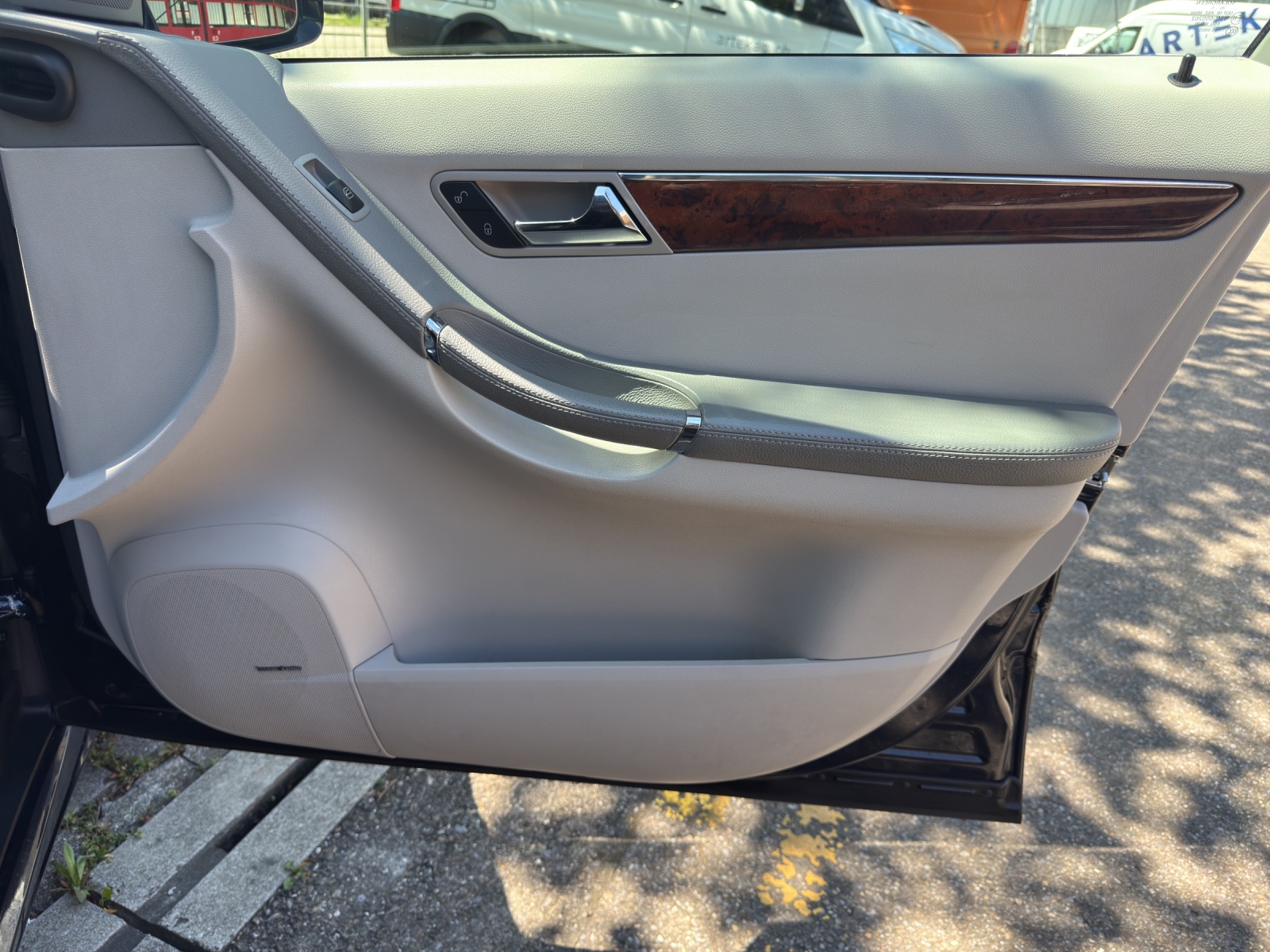 MERCEDES-BENZ R 350 4Matic 7G-Tronic-image-16