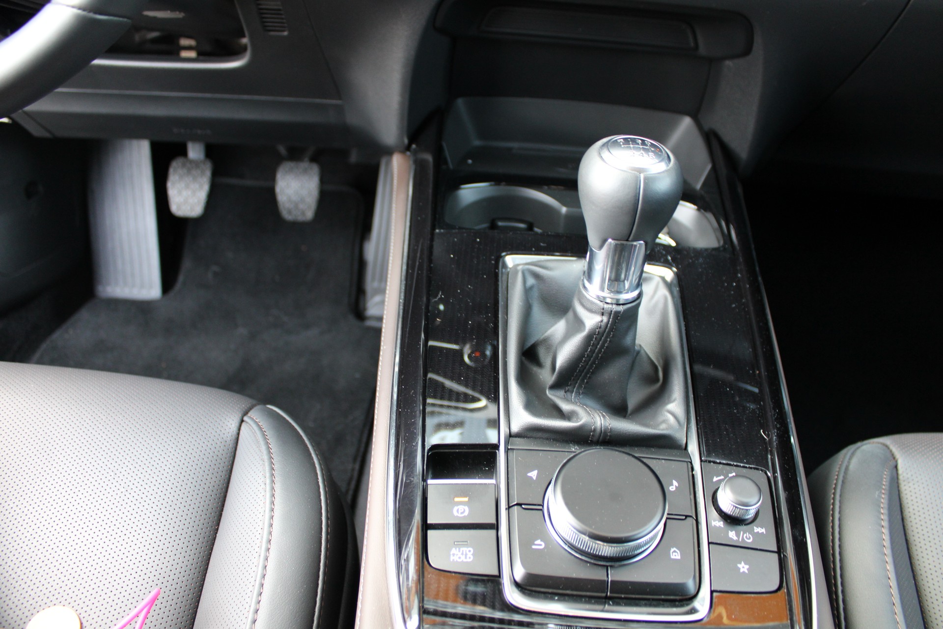 MAZDA CX-30 SKYACTIV-X 186 M Hybrid Takumi AWD-image-19