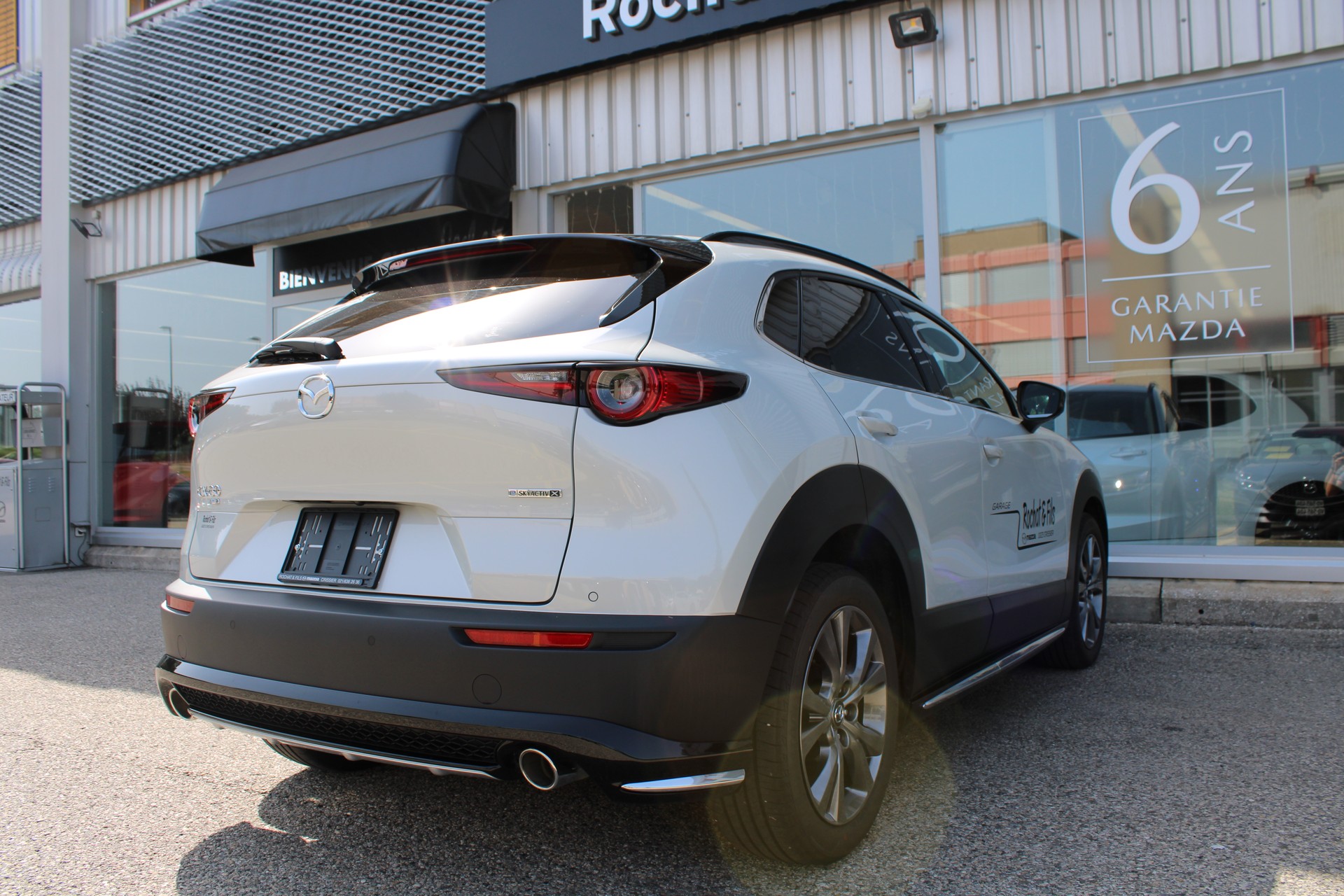 MAZDA CX-30 SKYACTIV-X 186 M Hybrid Takumi AWD-image-9