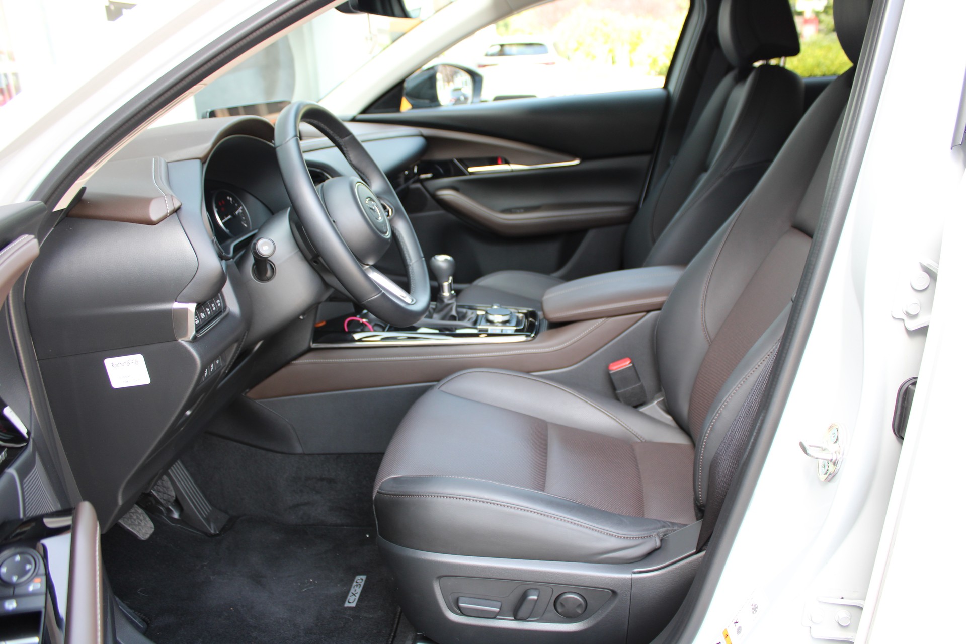 MAZDA CX-30 SKYACTIV-X 186 M Hybrid Takumi AWD-image-12