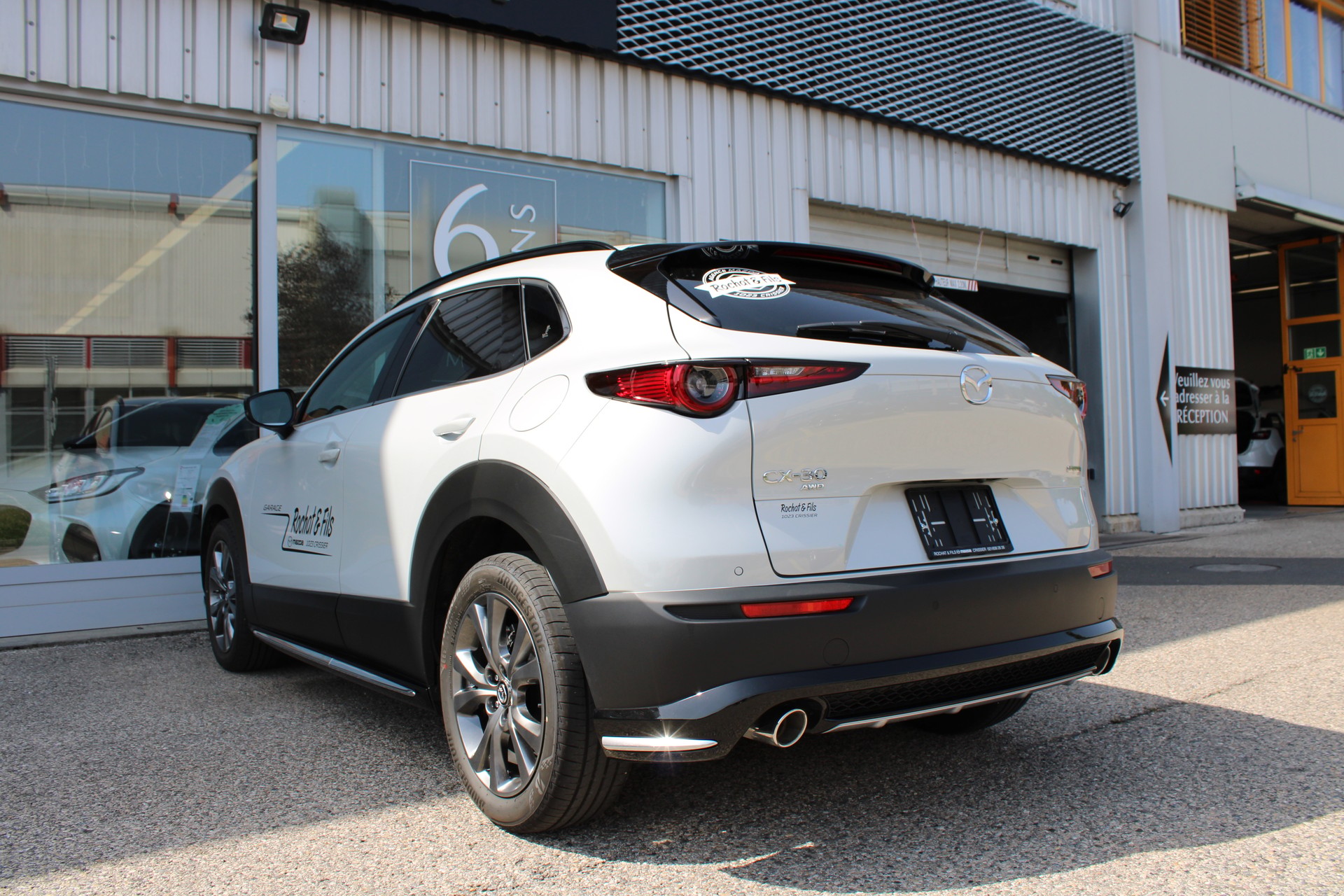 MAZDA CX-30 SKYACTIV-X 186 M Hybrid Takumi AWD-image-10