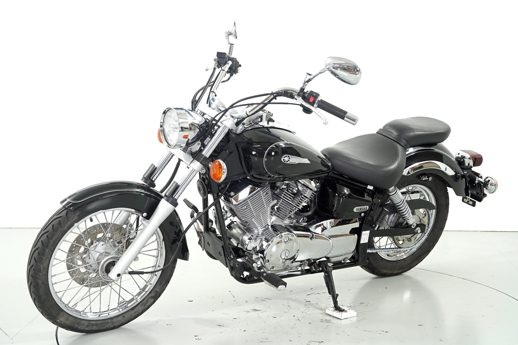 YAMAHA XVS 125-image-2