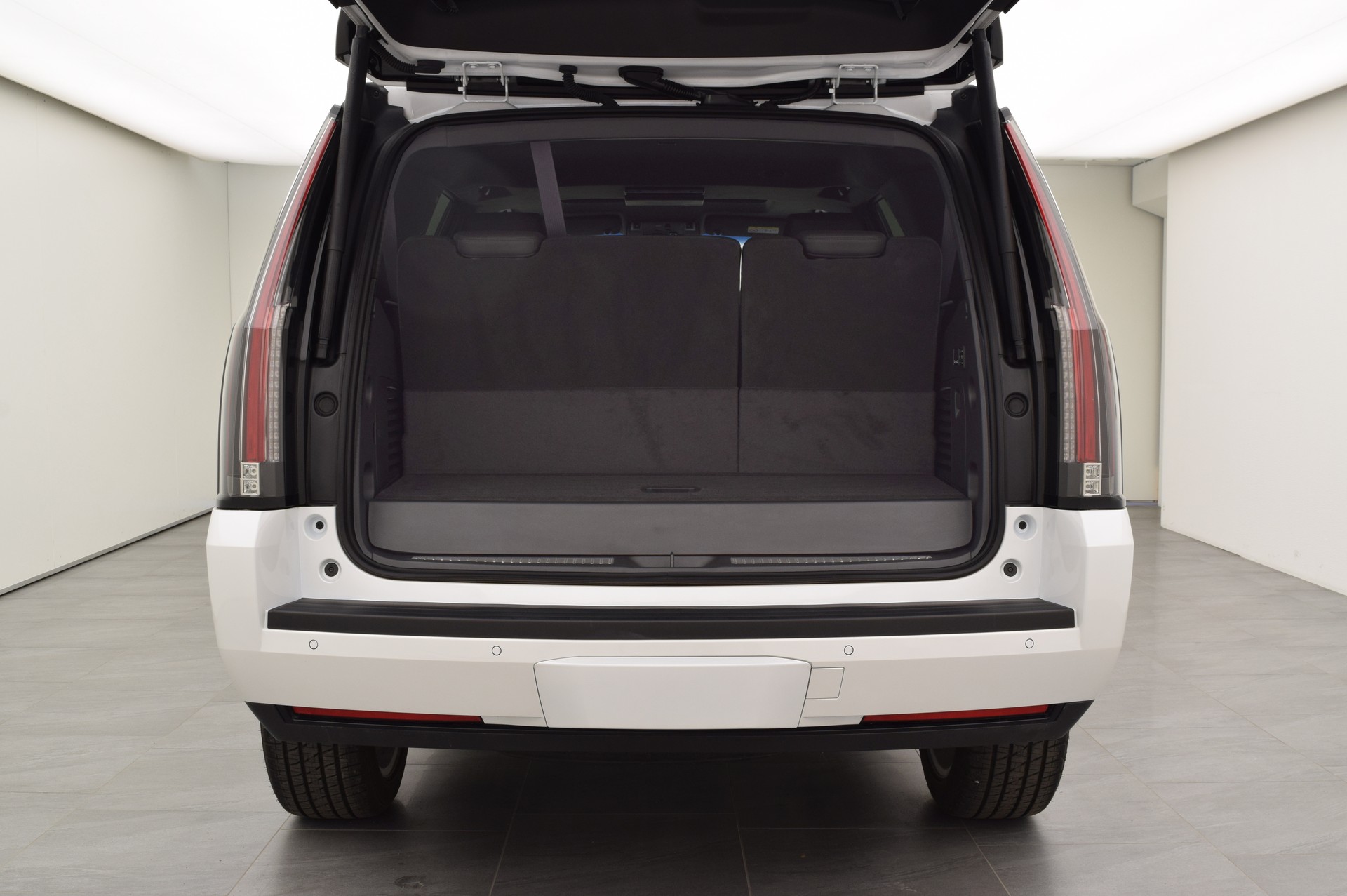 CADILLAC Escalade 6.2 Platinum-image-6