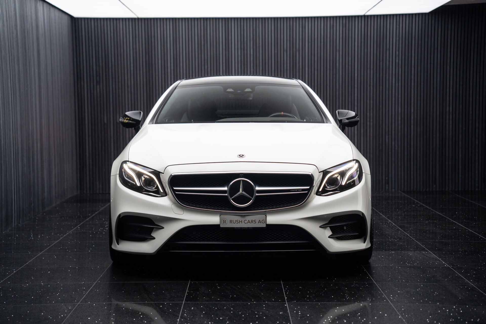 MERCEDES-BENZ E 53 Coupé AMG 4Matic+ 9G-Speedshift TCT-showroom-element-1