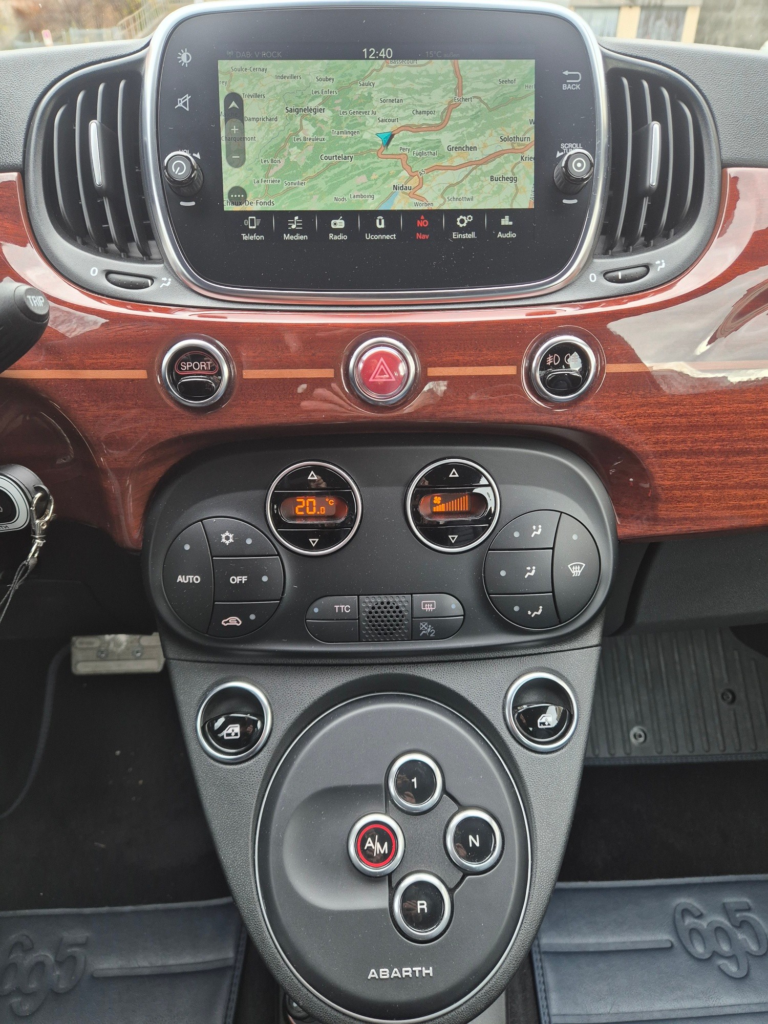 FIAT 695 1.4 16V Turbo Abarth Rivale-image-13