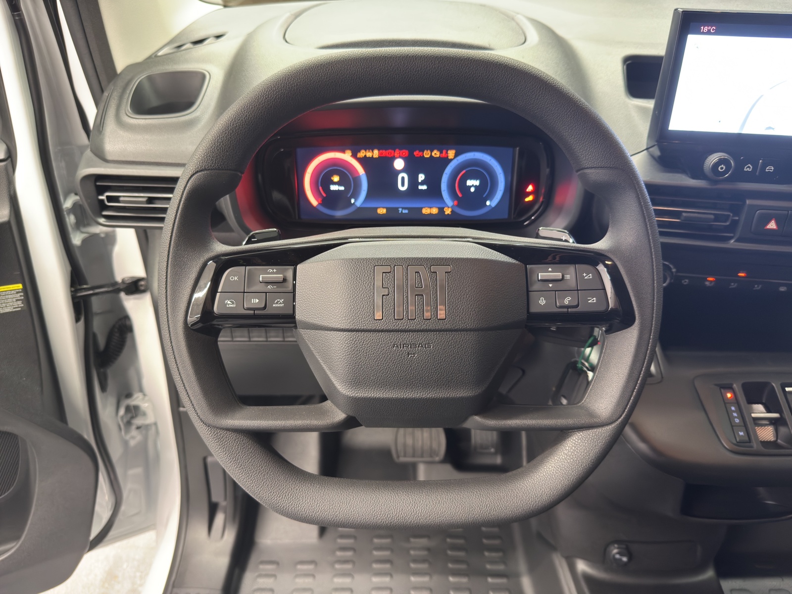 FIAT Doblo Kaw. L2 1.5 BlueHDI 130-image-14