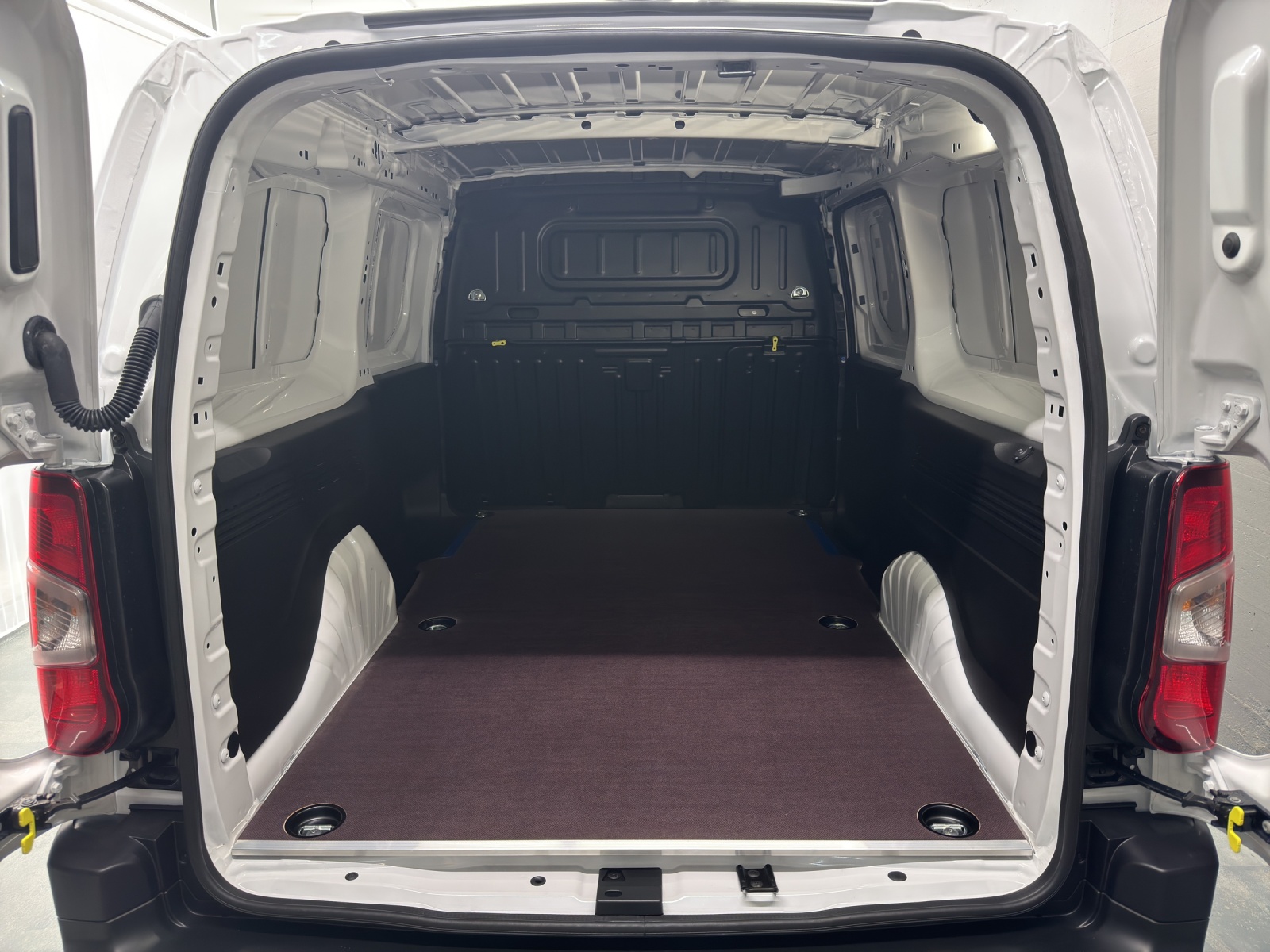 FIAT Doblo Kaw. L2 1.5 BlueHDI 130-image-10