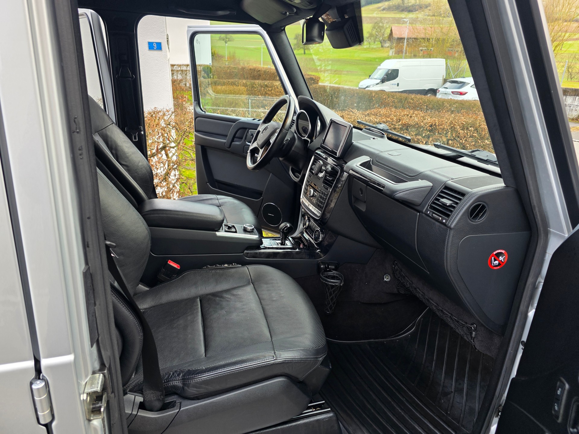 MERCEDES-BENZ G 350-image-14