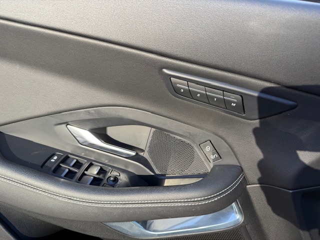 JAGUAR E-Pace P200 R-Dynamic S AWD Automatik-image-15