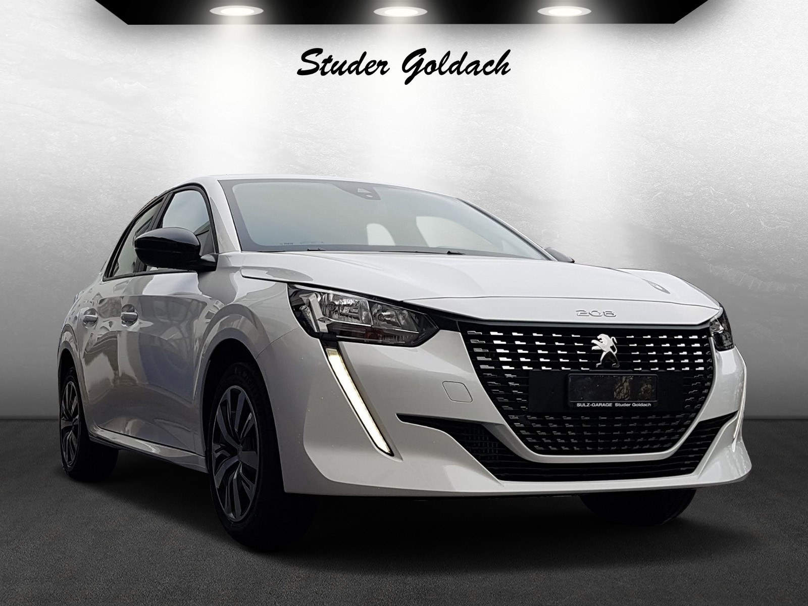 PEUGEOT 208 1.2 Hybrid Allure Premium-image-2
