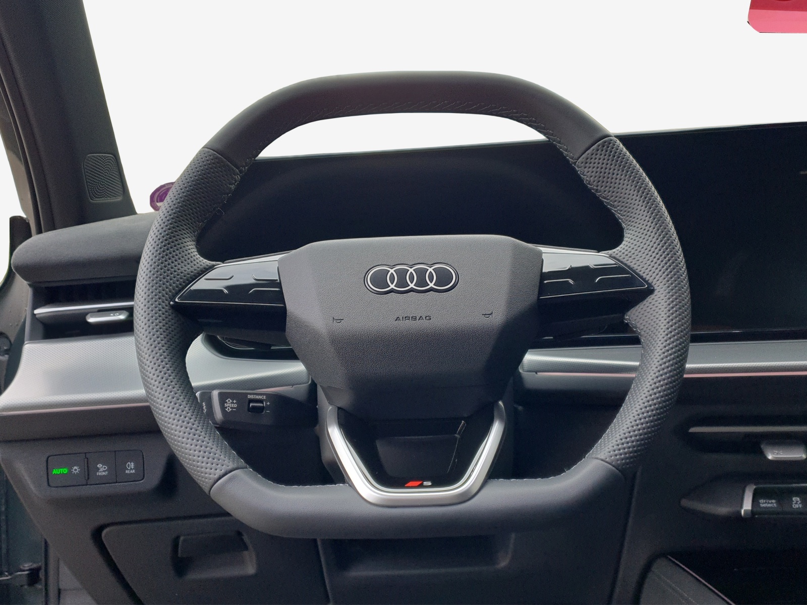 AUDI Q3 SUV e-hybrid 200 kW S tronig-image-9