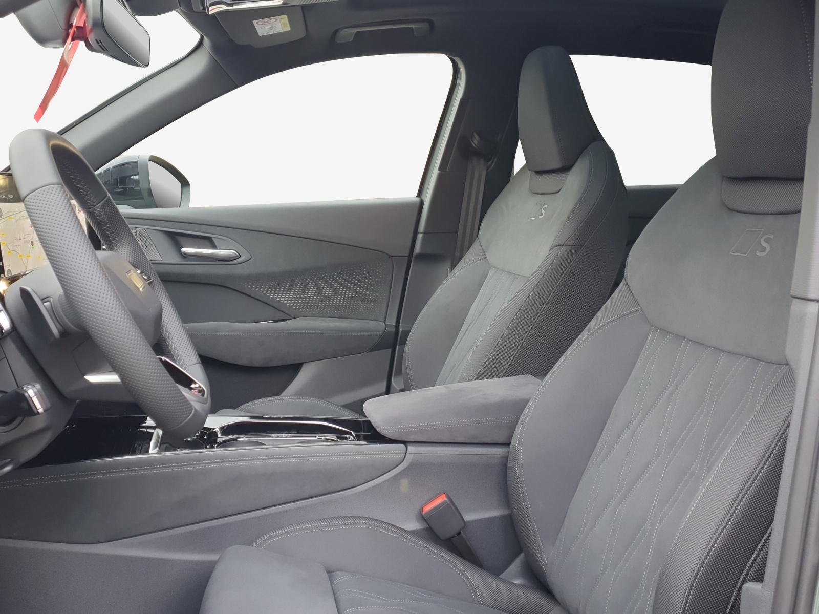 AUDI Q3 SUV e-hybrid 200 kW S tronig-image-15