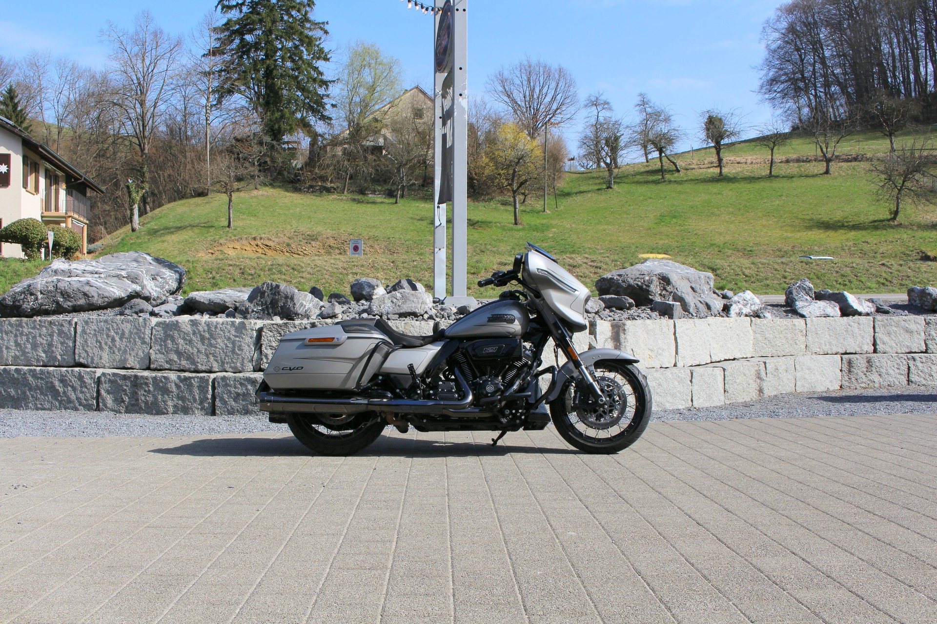 HARLEY-DAVIDSON FLHXSE Street Glide CVO 121-image-4