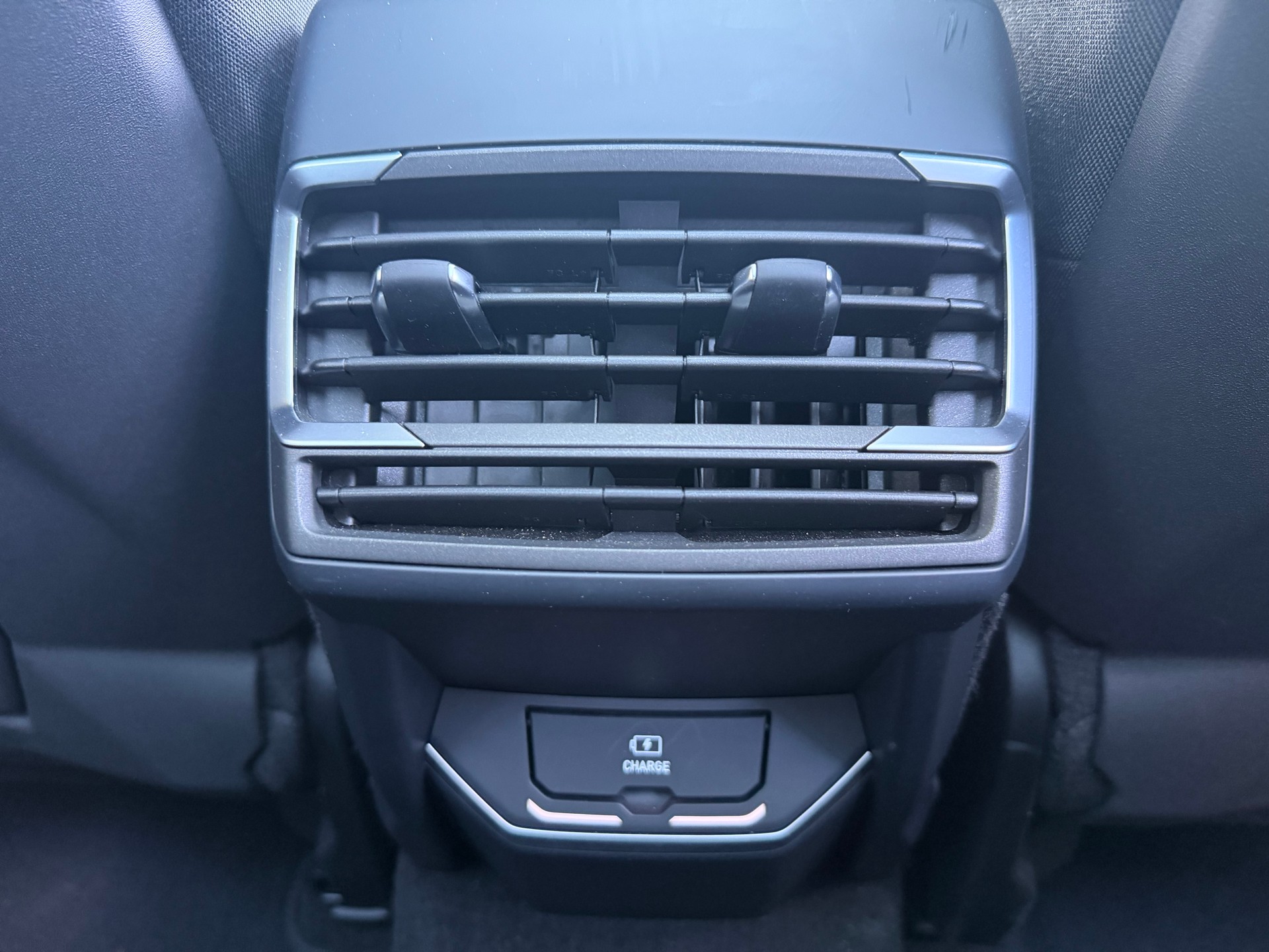 LYNK & CO 01 PHEV-image-5