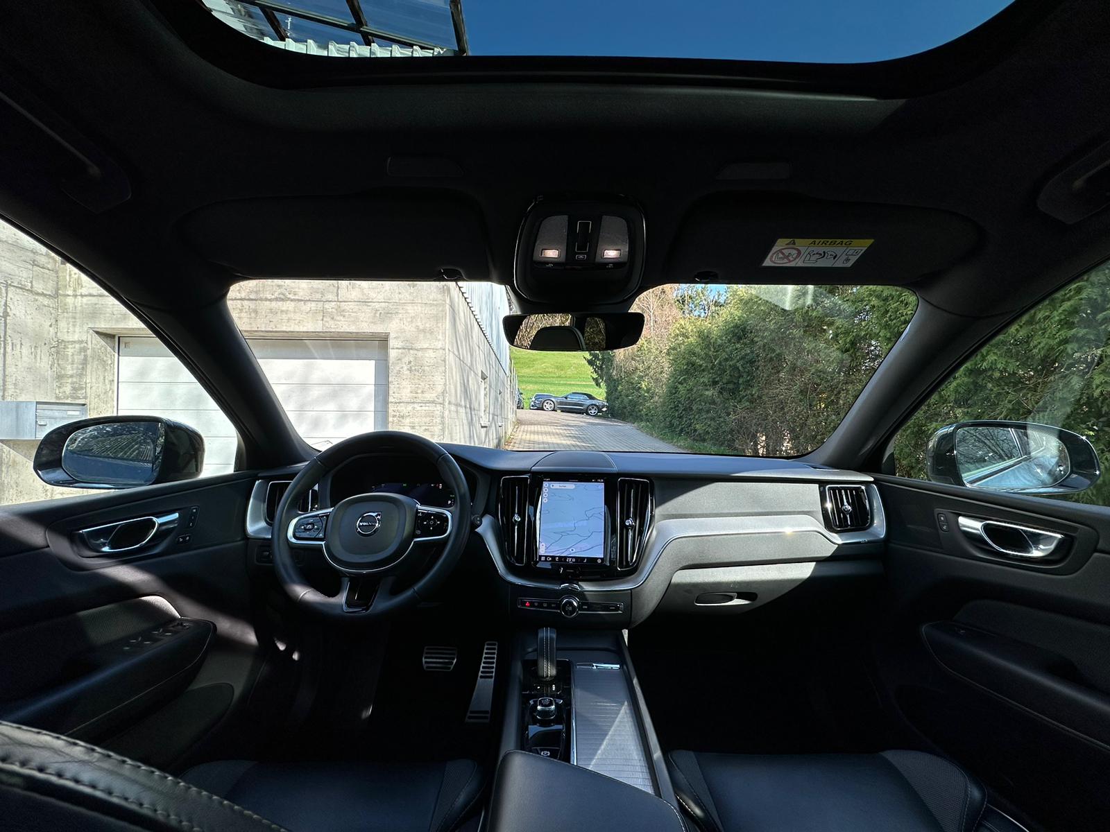 VOLVO XC60 T6 eAWD R-Design Geartronic-image-20