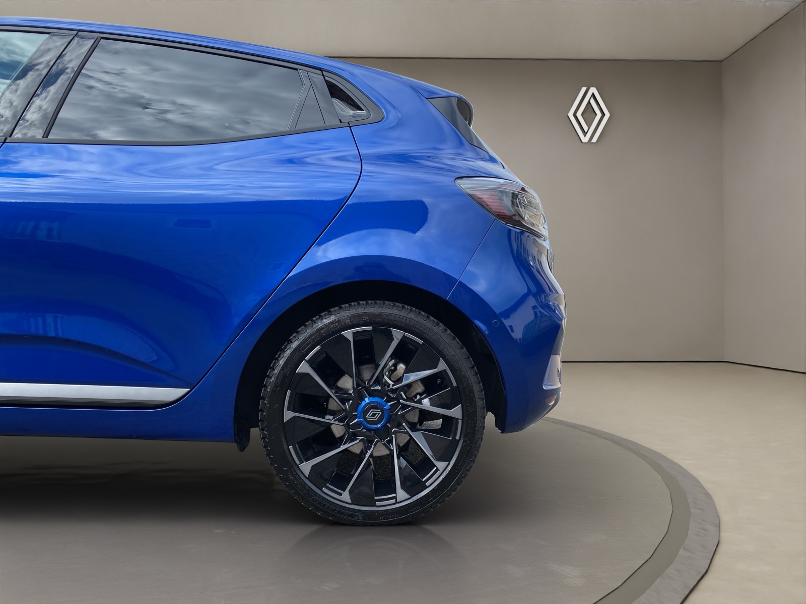 RENAULT Clio 1.6 E-Tech Esprit Alpine-image-15