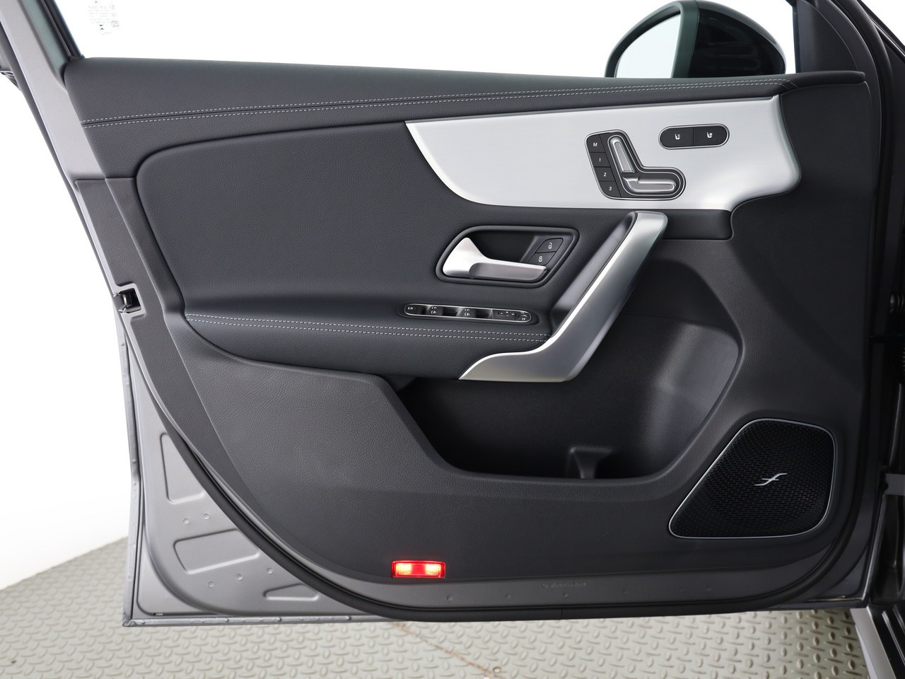 MERCEDES-BENZ A AMG 35 4Matic 8G-DCT-image-14