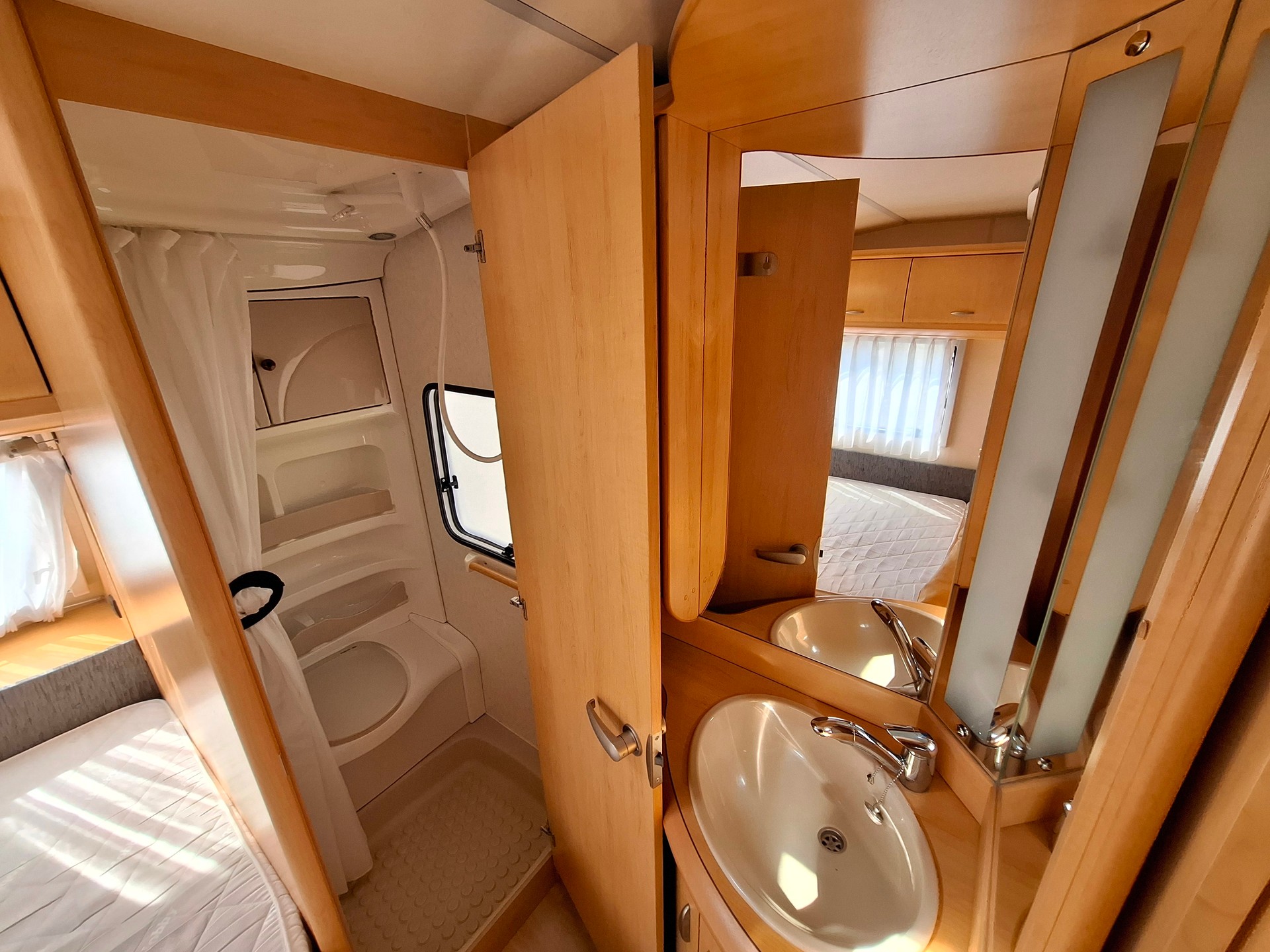 HOBBY DeLuxe 500 KMFE - ideal für Familie-image-11
