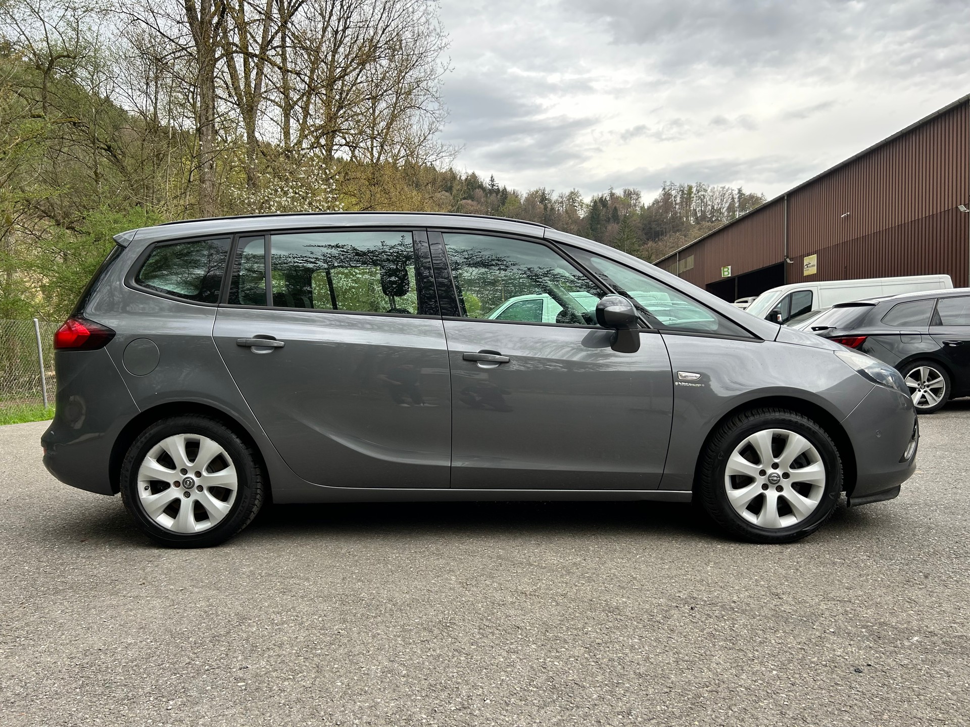 OPEL Zafira Tourer 1.6i 16V Turbo Drive-image-4