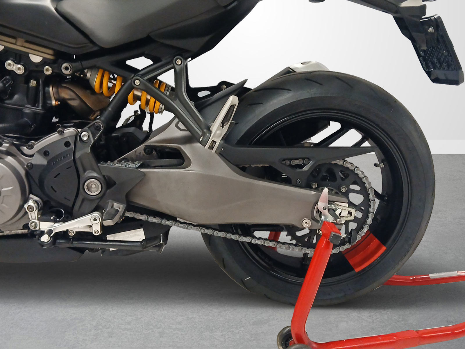 DUCATI Monster 821 Stealth-image-11